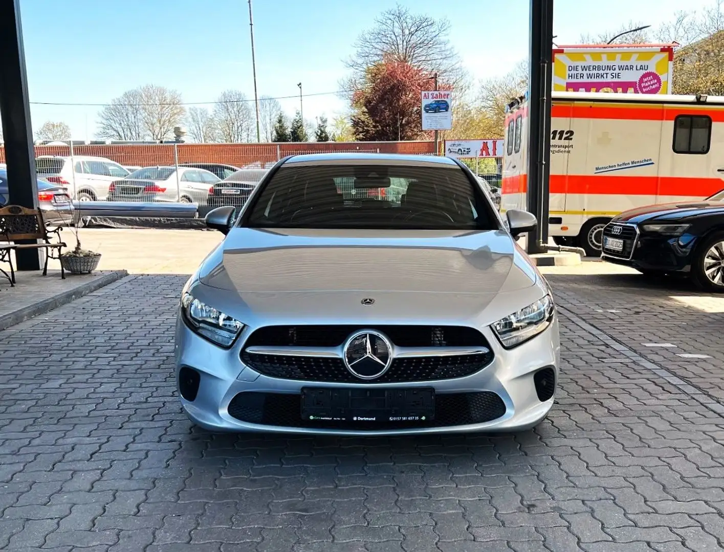 Mercedes-Benz A 160 /Navi/Leder/Sport Line/12 Monate Garantie/ Stříbrná - 2
