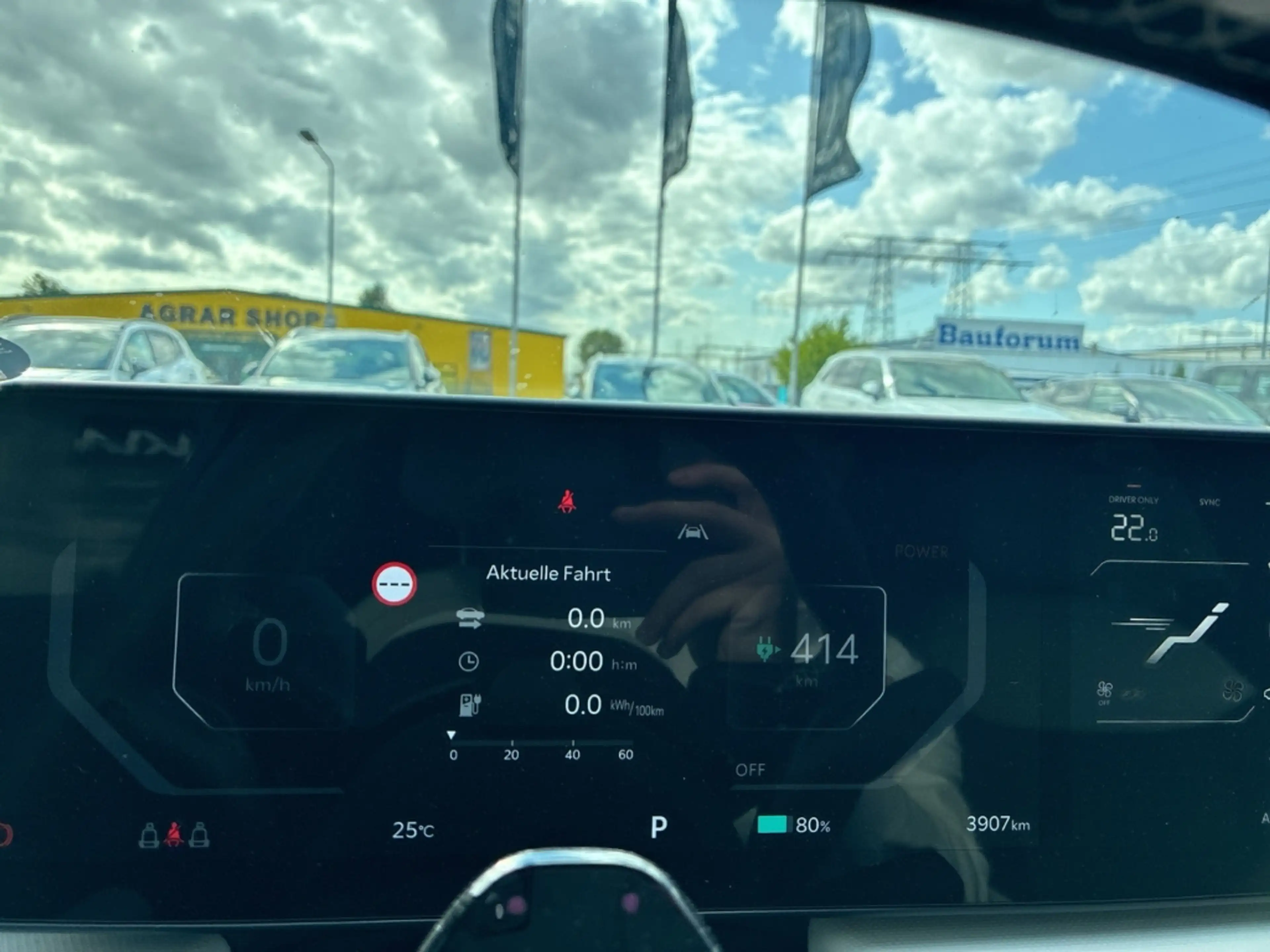 Kia EV4 81 kWh GT-Line DriveWise/Comfort/Connect/ — photo 12