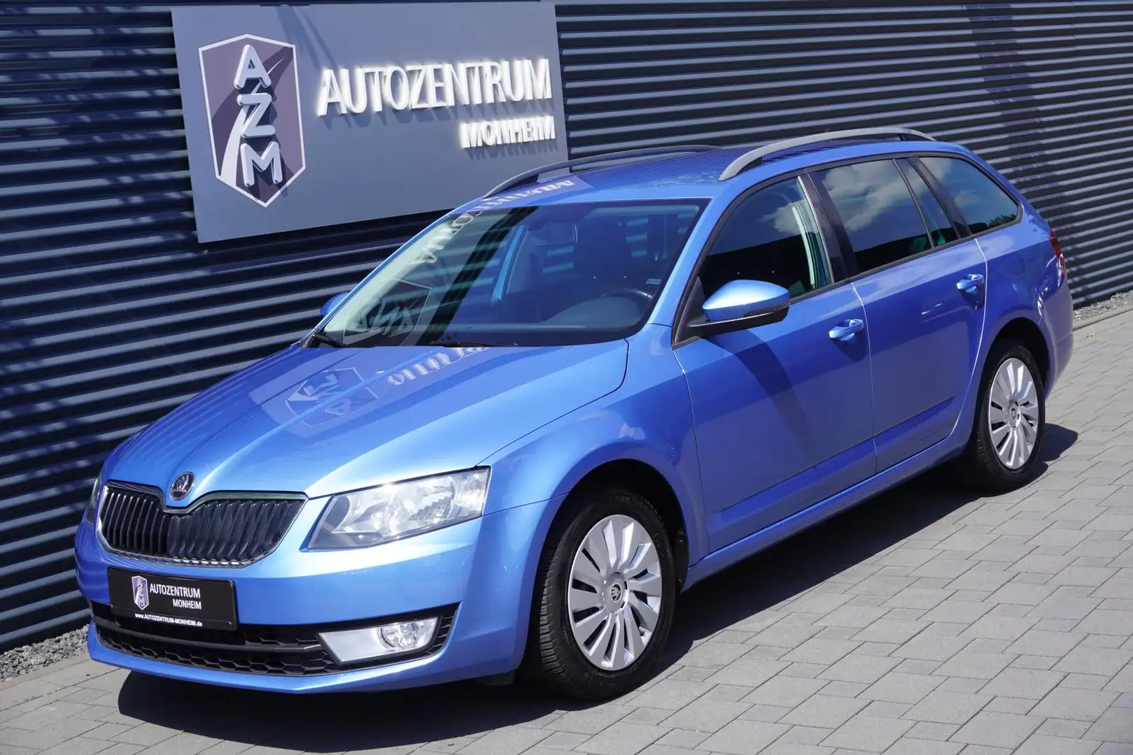 Skoda Octavia 2.0 TDI NAVI|SITZHEIZUNG|APPLE|AHK|LED| Bleu - 2