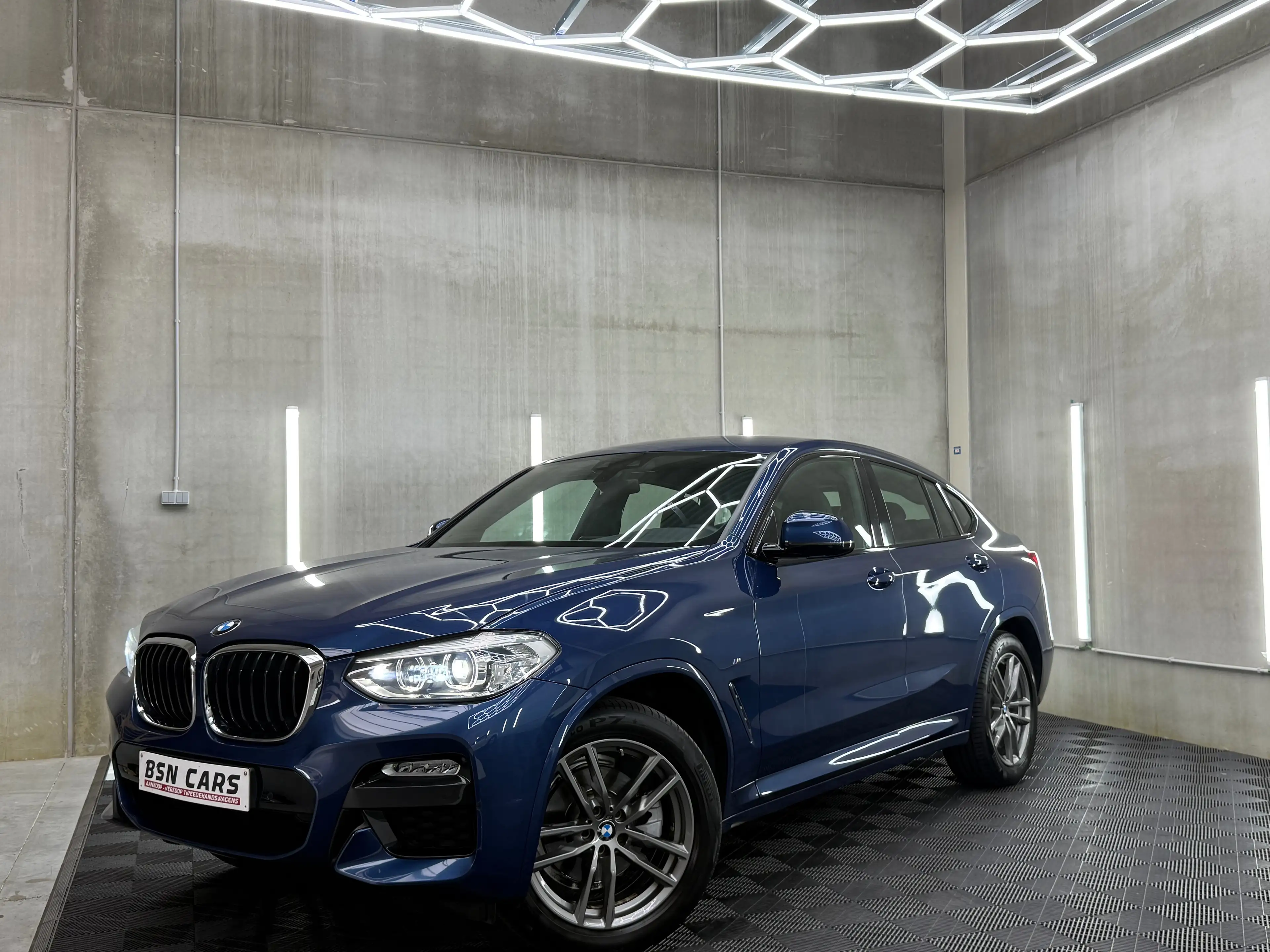 BMW X4 X-DRIVE/M-PACKET/CRUISE/LEER/1EIGENAAR/GARANTIE — photo 3