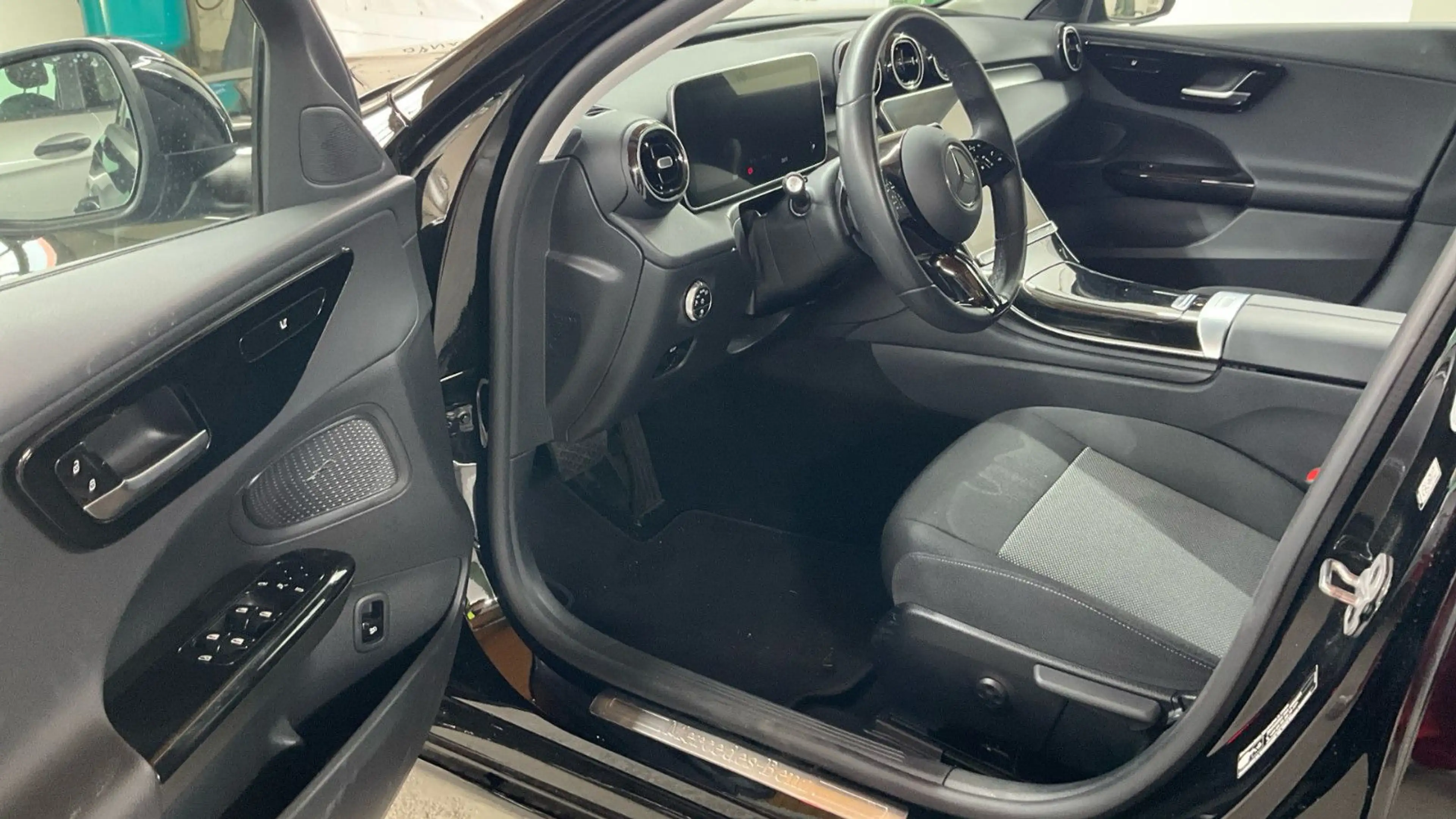 Mercedes-Benz C 220 d Distro*LED*Navi+*DAB*Display30cm*TW+SPUR — photo 6