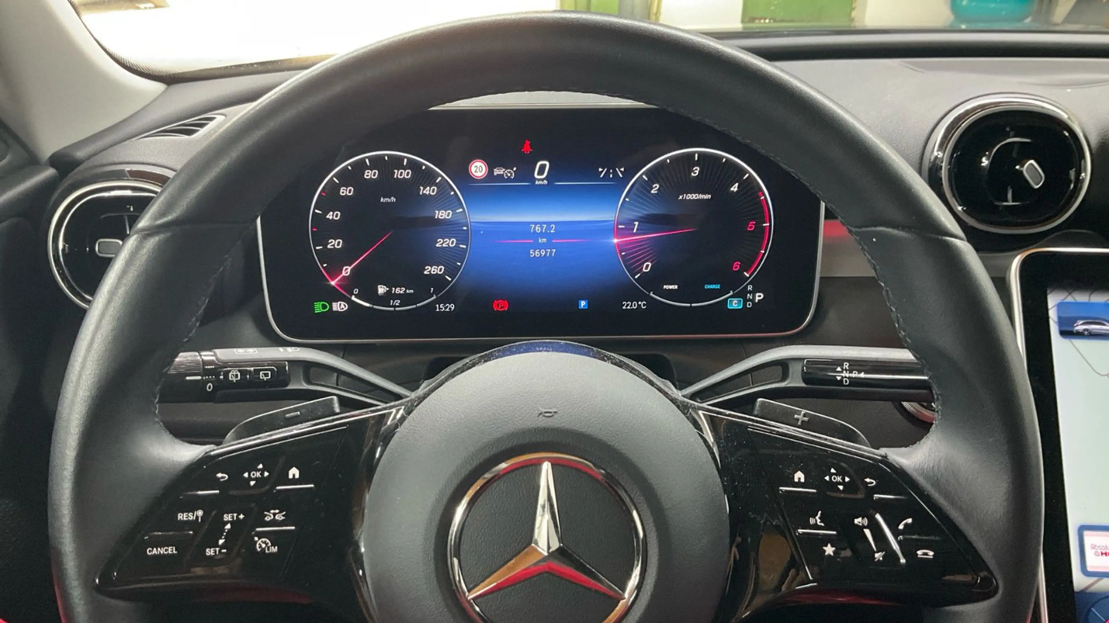Mercedes-Benz C 220 d Distro*LED*Navi+*DAB*Display30cm*TW+SPUR — photo 8