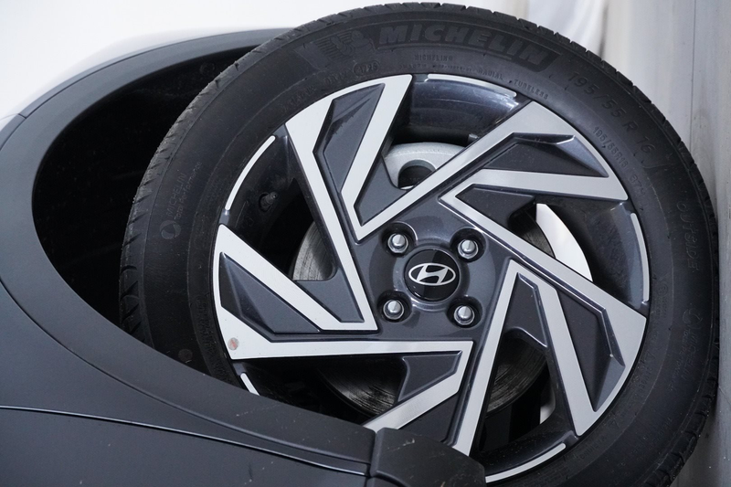 Hyundai BAYON GO Plus 1.0 T-GDI / Bis zu € 4.500 Superbonus — photo 9
