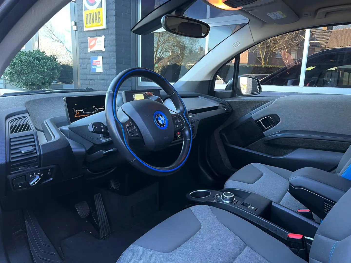 BMW i3 iPerformance 94Ah 33 kWh, Automaat, Bluetooth, Cam Wit - 2