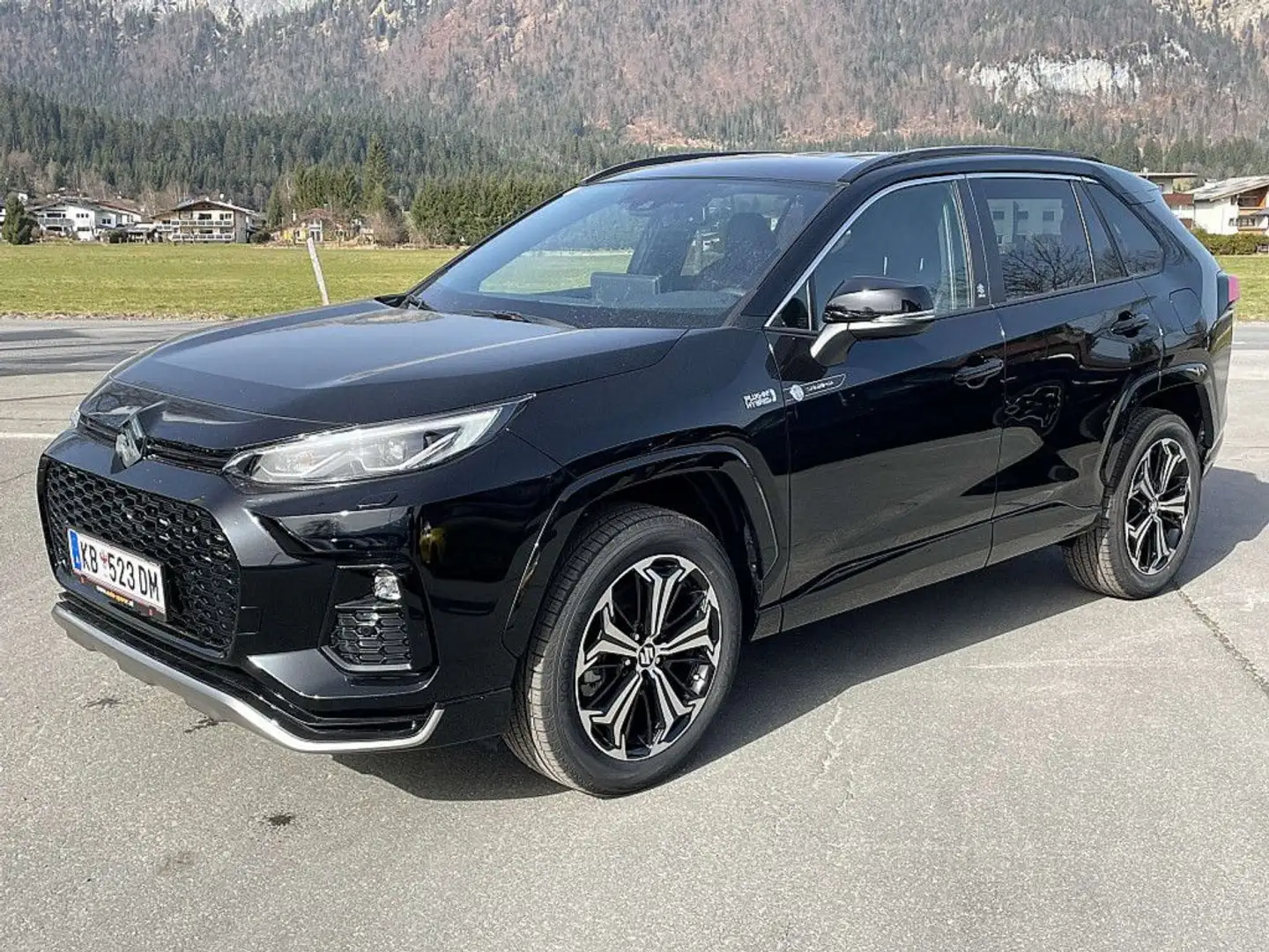 Suzuki Across 2,5 PHEV E-Four Flash CVT Noir - 1