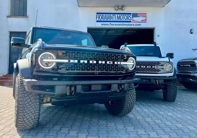 Ford Bronco 2.3L Ecoboost 4x4 BADLANDS e 2.7L WILDTRACK 4P 202