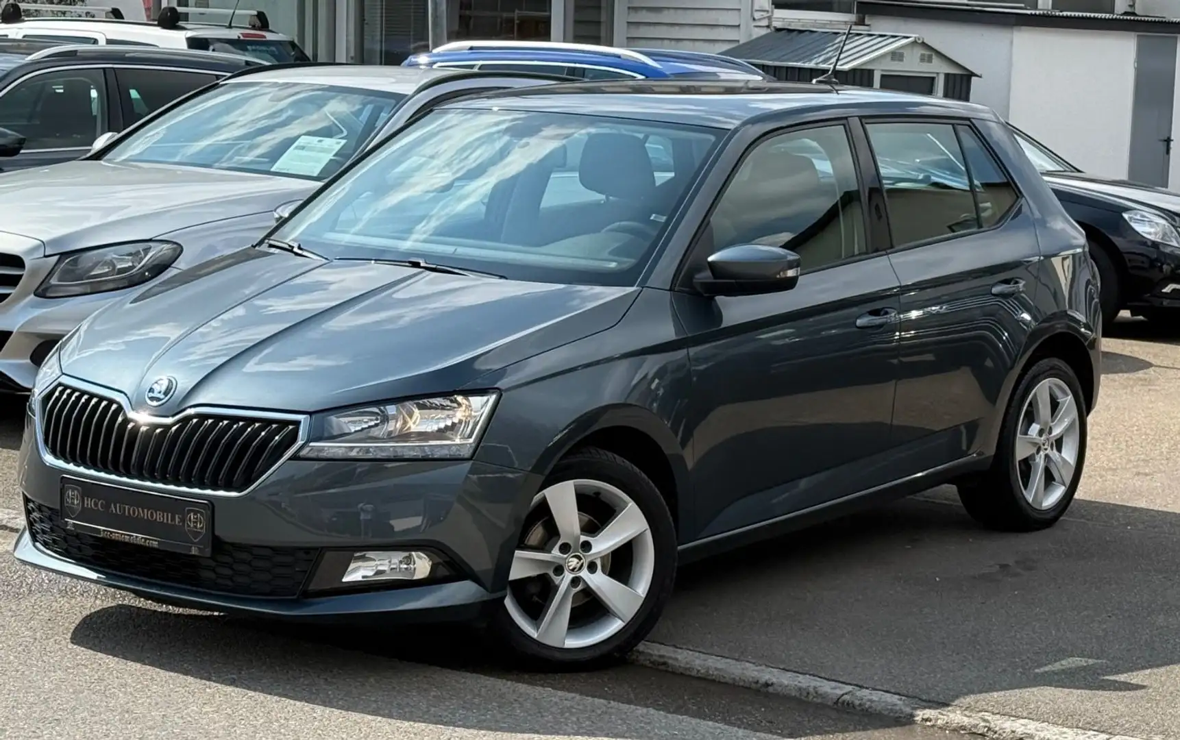 Skoda Fabia Cool Plus -KLIMA-SHZ-AHK-PDC-95 PS- Grau - 2