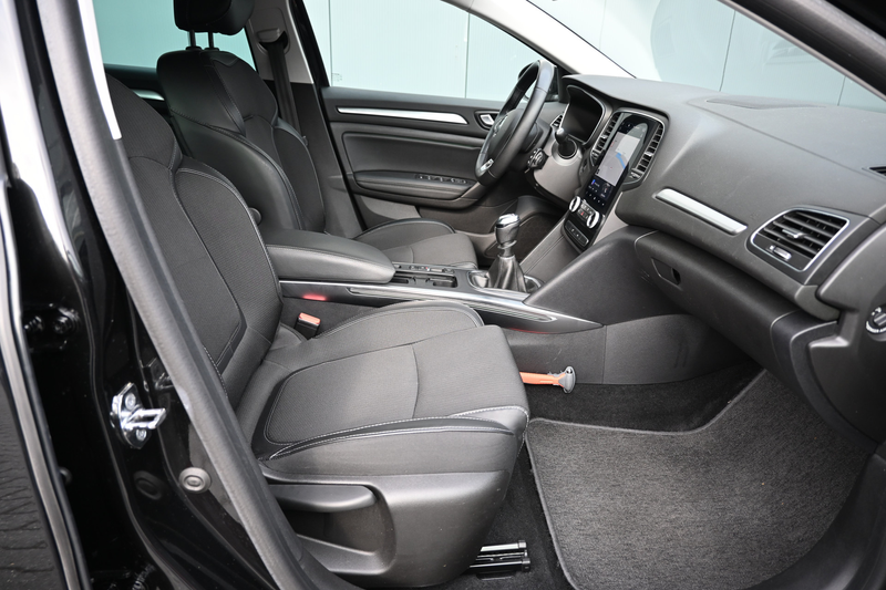 Renault Megane Estate 1.3 TCe 140 Techno trekhaak — photo 11