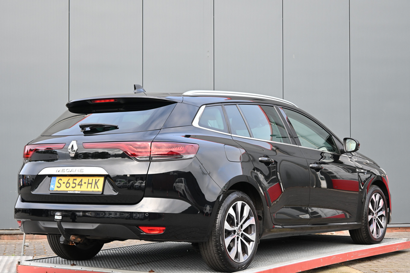 Renault Megane Estate 1.3 TCe 140 Techno trekhaak — photo 3