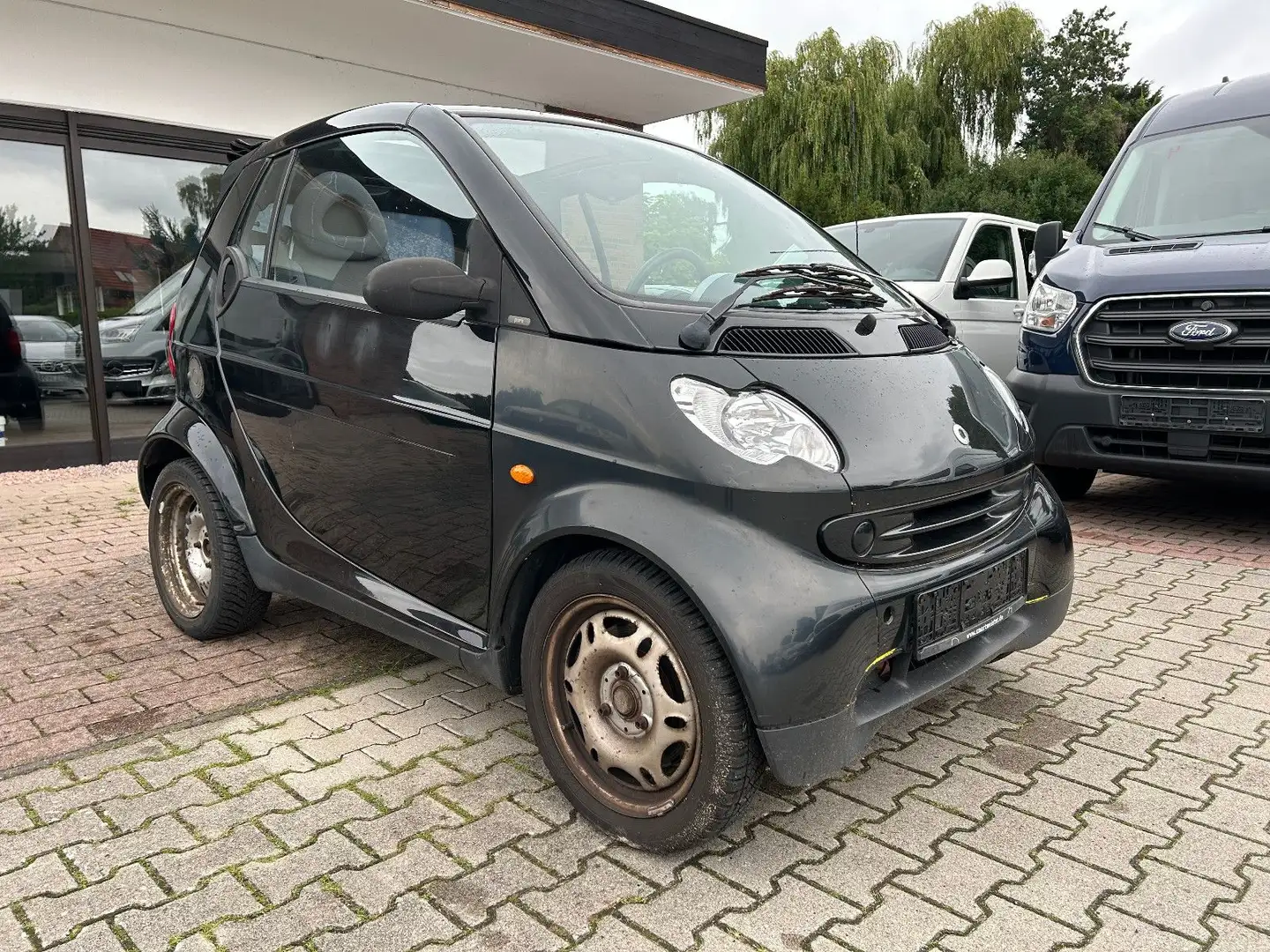 smart forTwo fortwo cabrio Basis Negro - 1