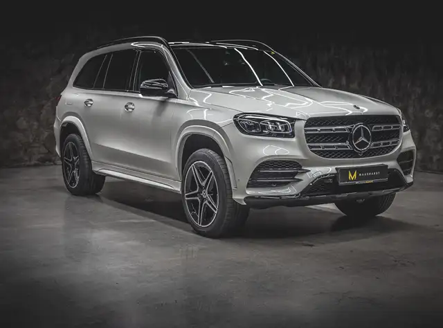 Mercedes-Benz GLS view 3