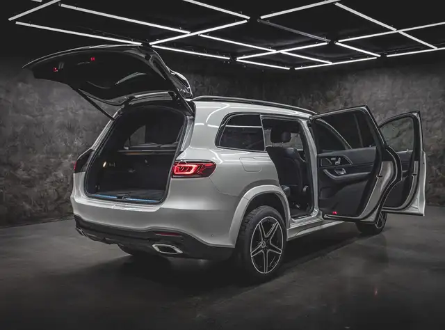 Mercedes-Benz GLS view 8