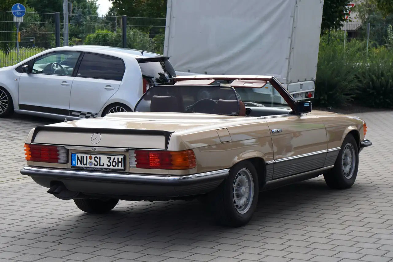 Mercedes-Benz SL 500 R107 Cabrio, foto 4