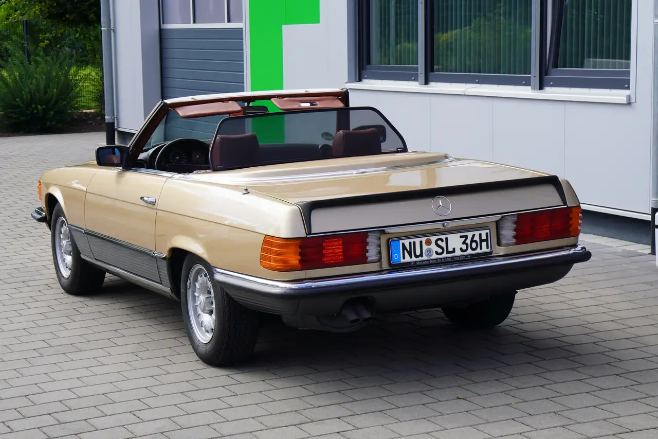 Mercedes-Benz SL 500 R107 Cabrio, foto 2