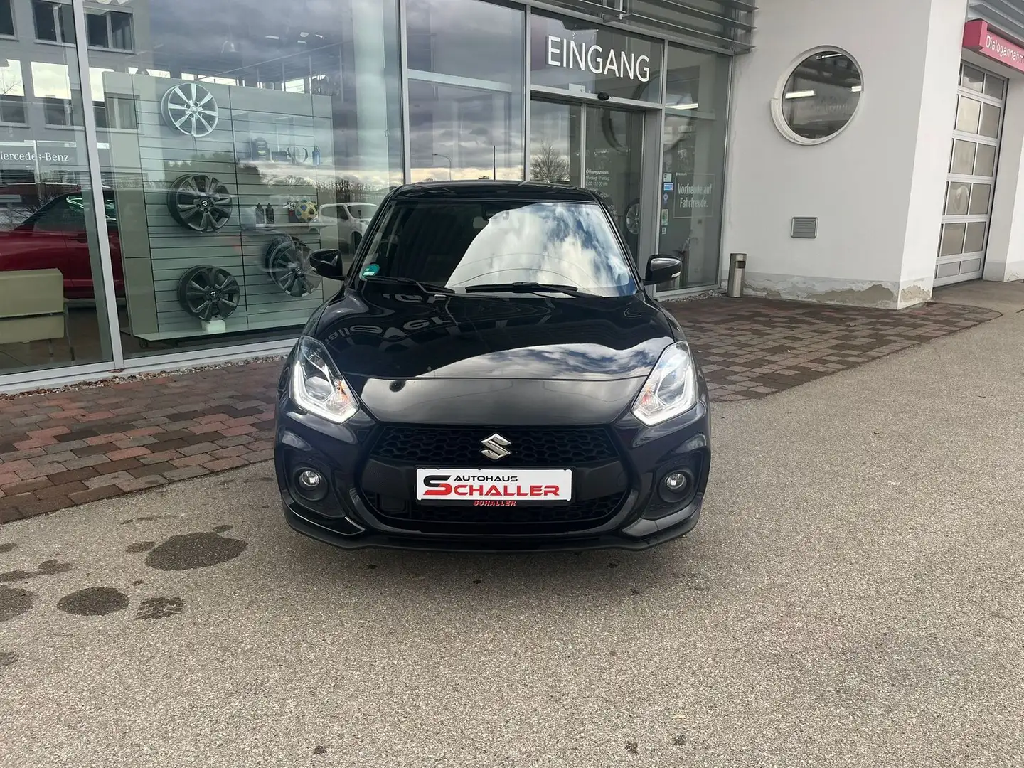 Suzuki Swift Sport 1.4 Boosterjet Hybrid Schaltgetriebe Schwarz - 2