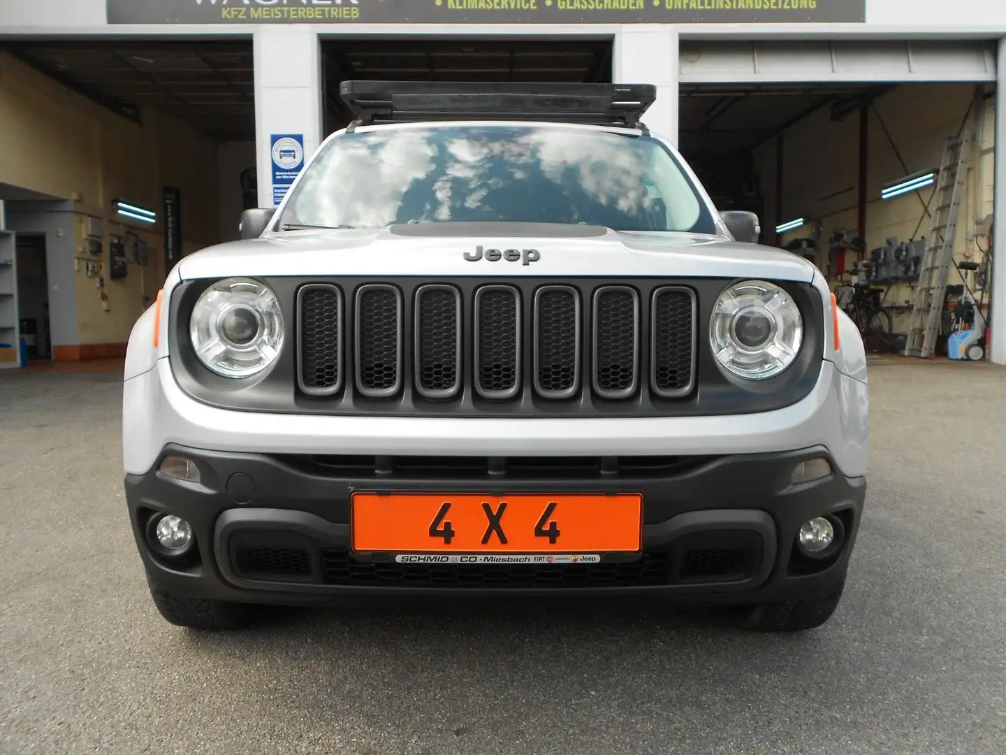 Jeep Renegade Trailhawk 4WD Autom. Dachträger Grau - 2