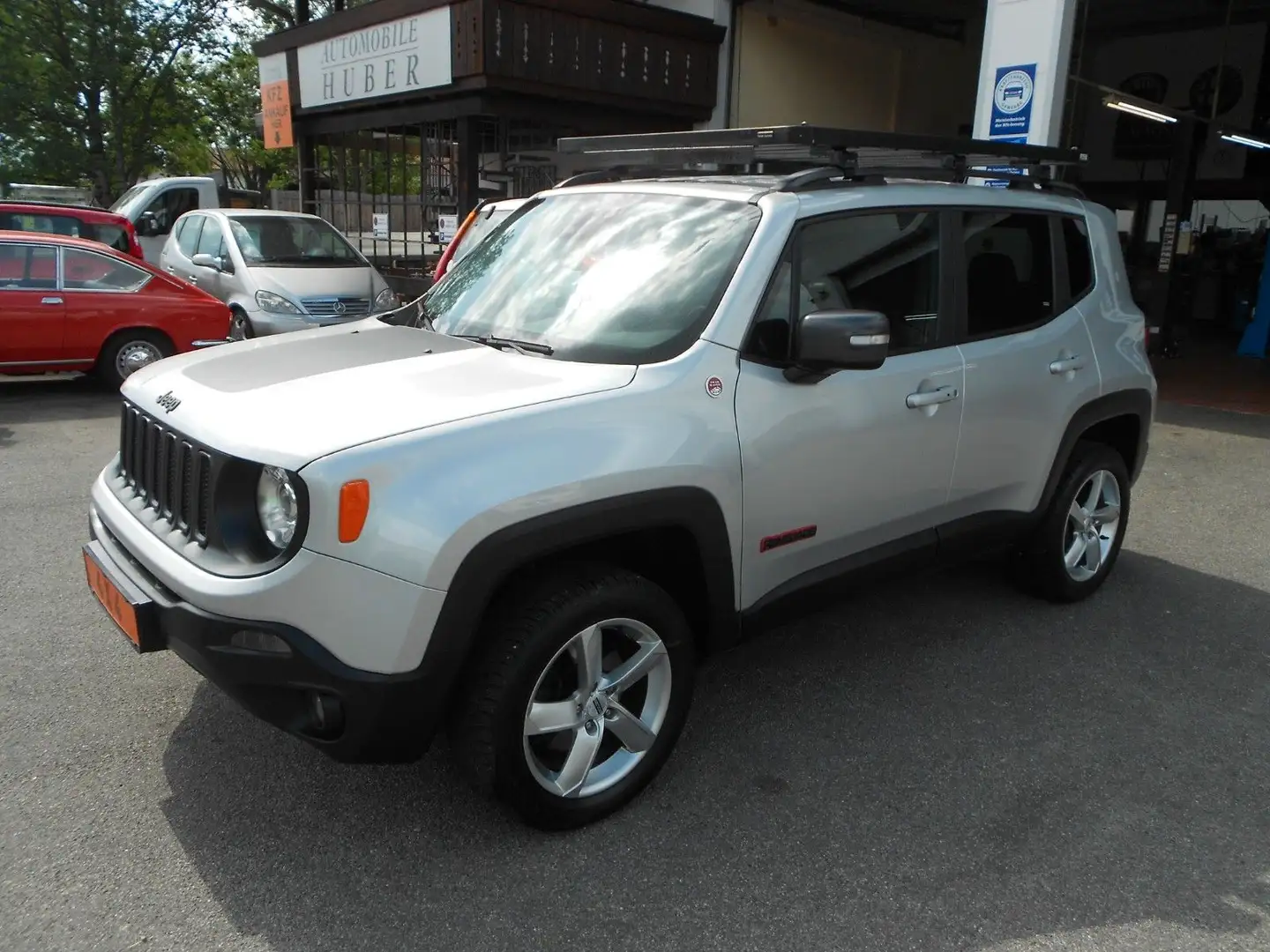 Jeep Renegade Trailhawk 4WD Autom. Dachträger Grau - 1