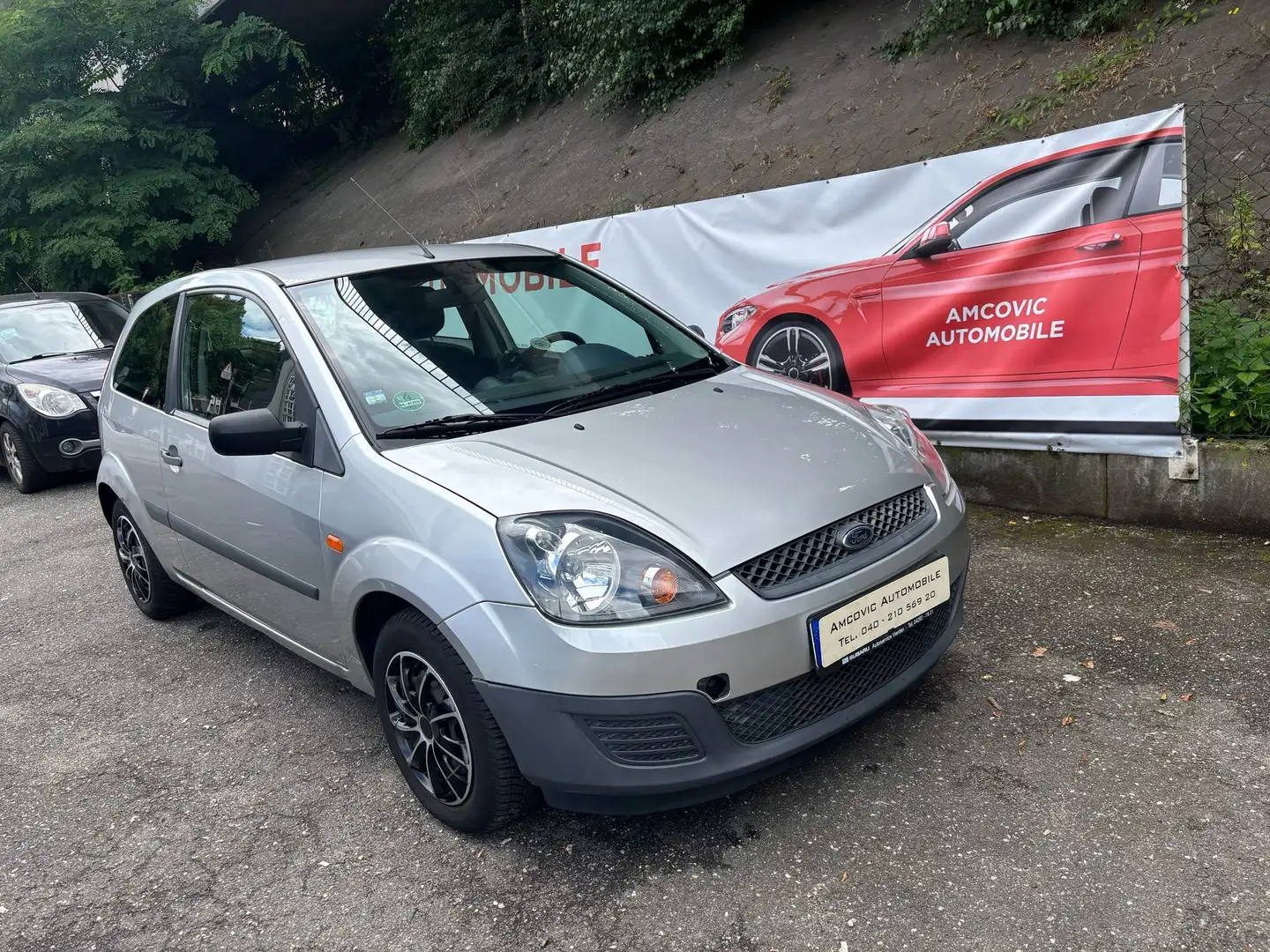 Ford Fiesta Ambiente Argent - 1