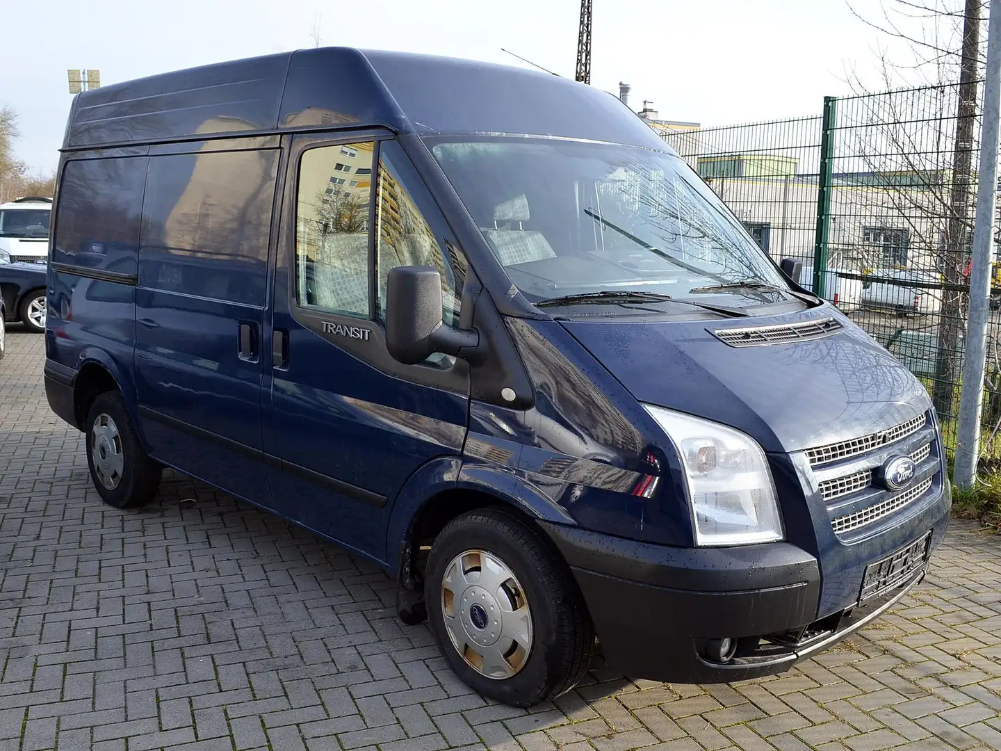 Ford Transit FT 280 K Trend LKW Azul - 1