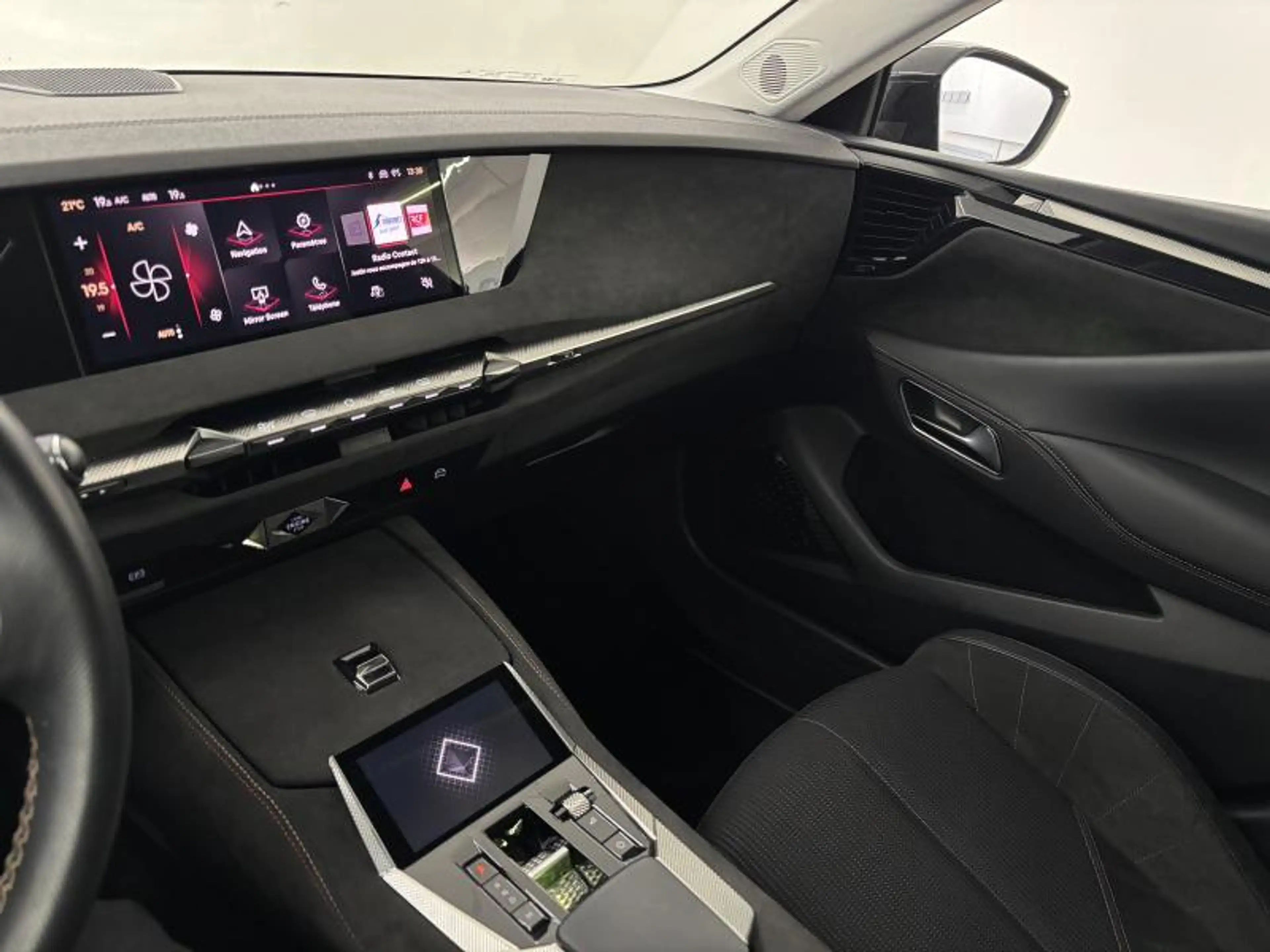 DS Automobiles DS 4 Performance Line — photo 10