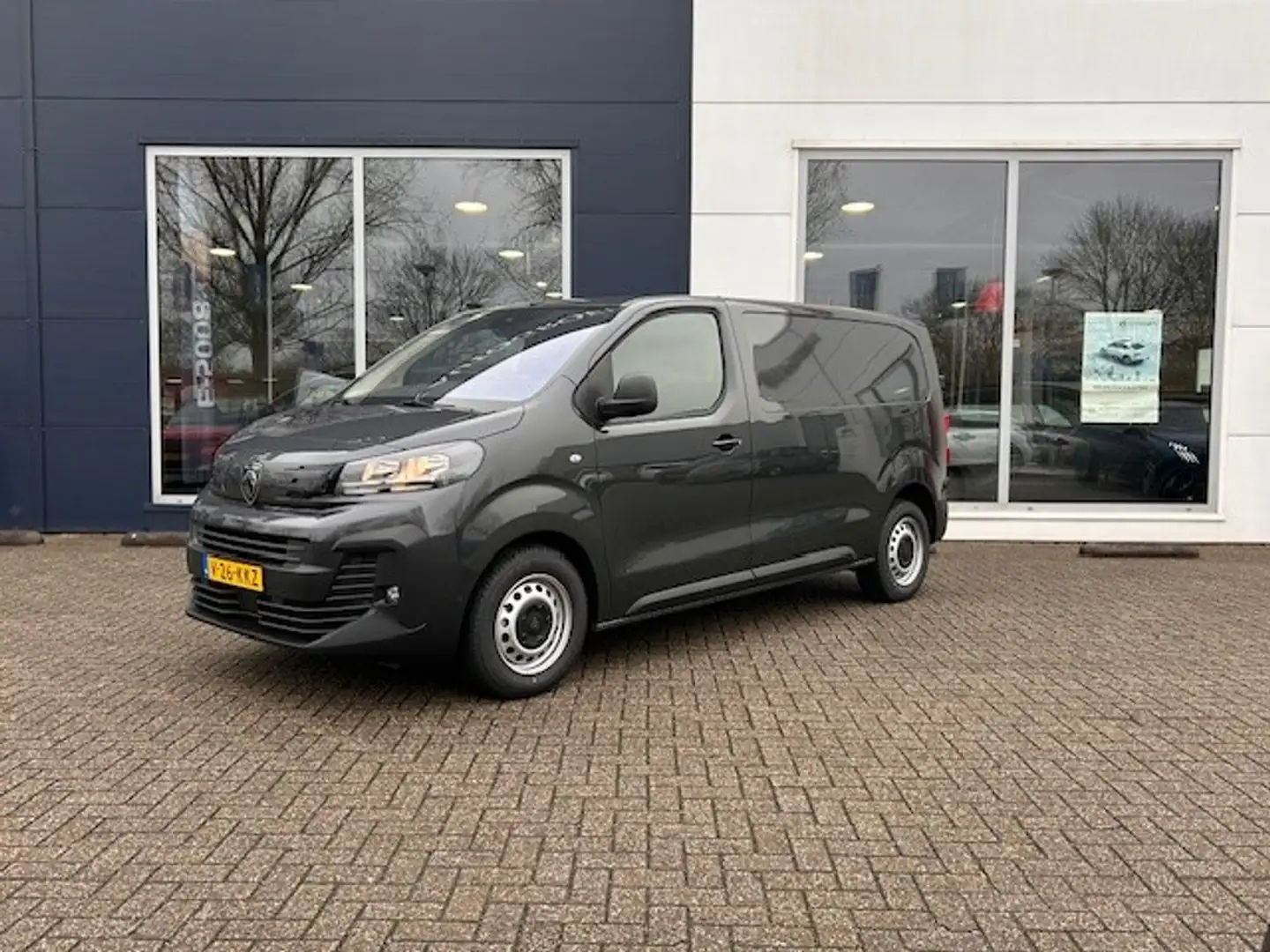 Peugeot Expert GB L2 2.0 BlueHDi 145pk 3-zits| Airco | Navigatie Grijs - 1