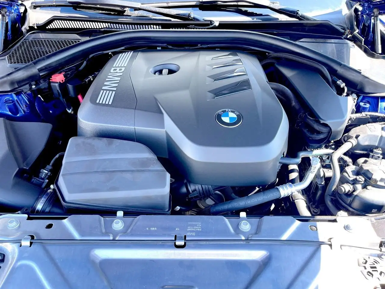 BMW 3 Series photo BMW 3 Series