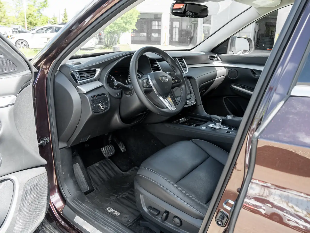 Infiniti QX50 снимка Infiniti QX50