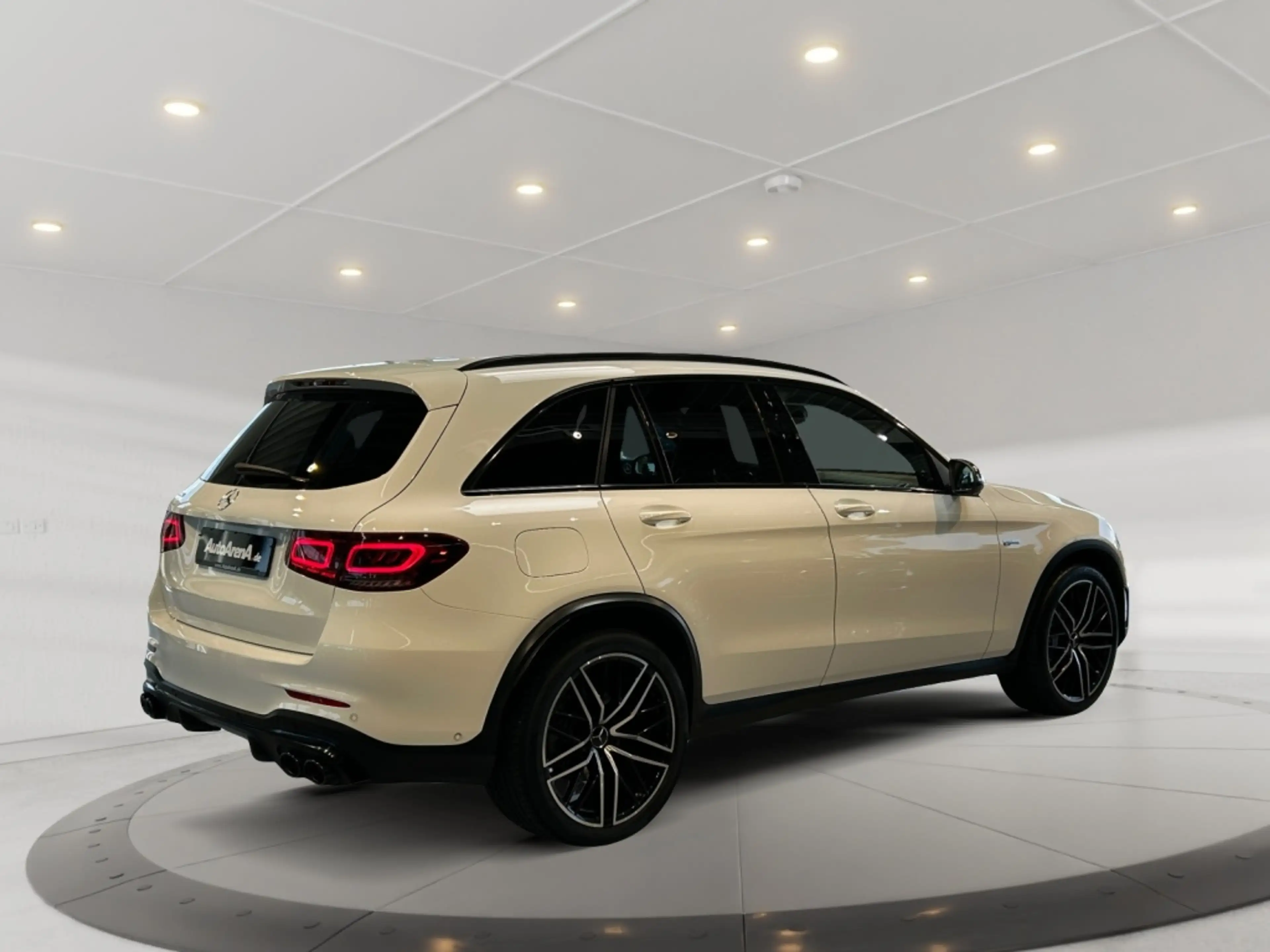 Mercedes-Benz GLC 43 AMG AMG GLC 43 4matic AMG+MBUX+MBeam+Night+AHK+HUD — photo 4