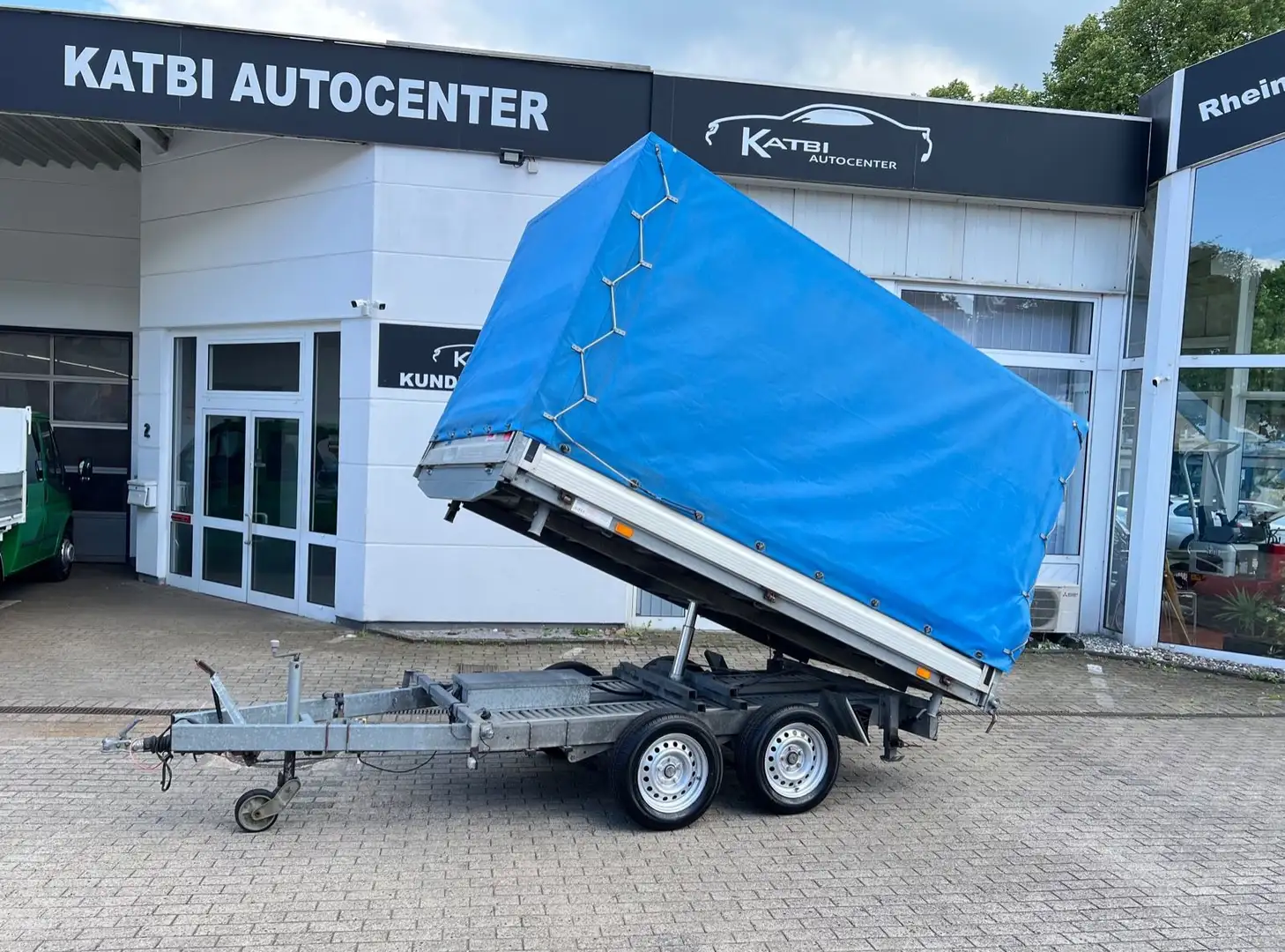 Unsinn UDK El. 3-Seiten-Kipper Auffahrschienen HU neu - 1