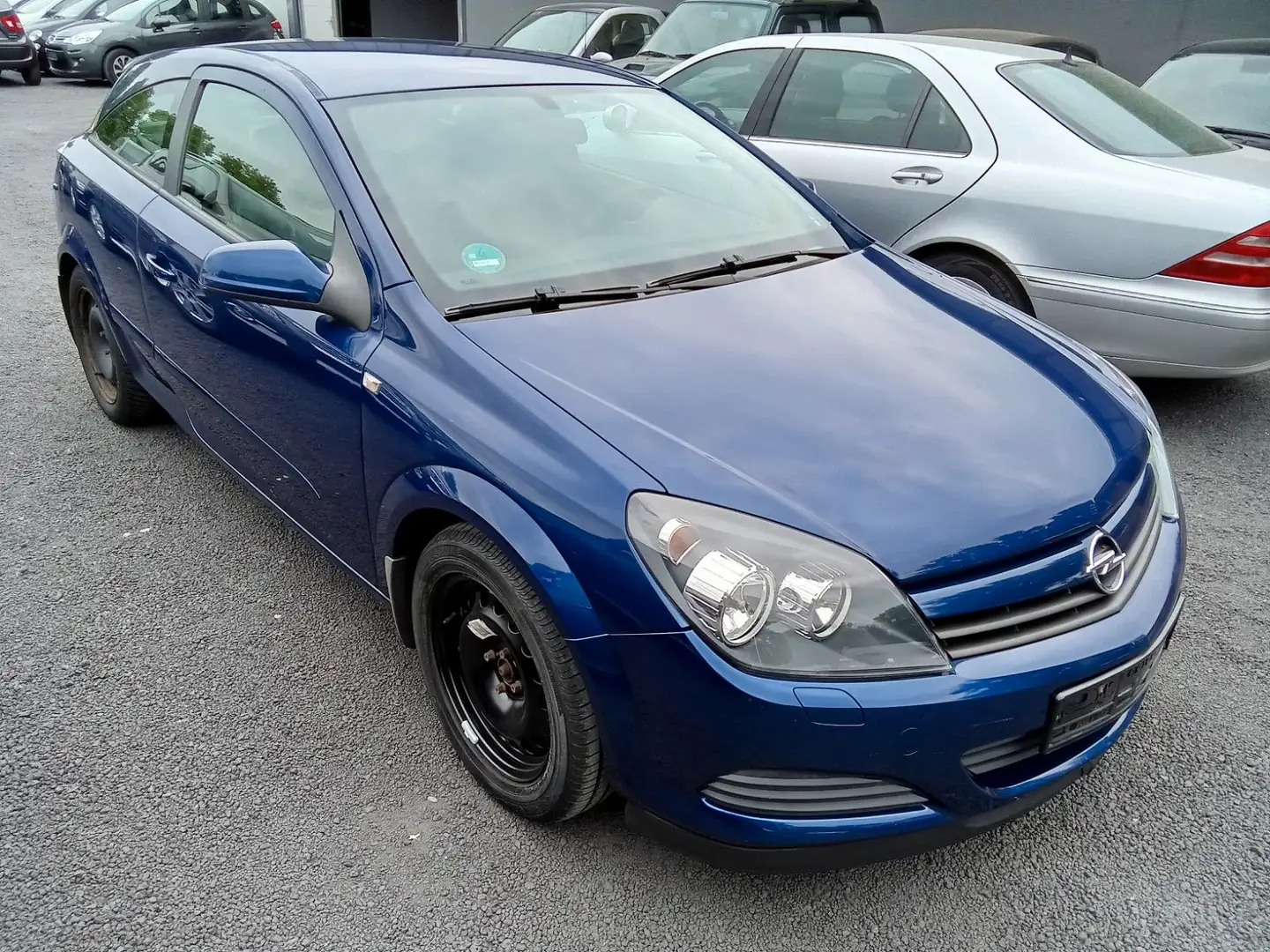 Opel Astra H GTC Edition Blau - 2