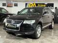 Volkswagen Touareg 3.0 TDI Autom Navi Schiebedach Xenon AHK Schwarz - thumbnail 1