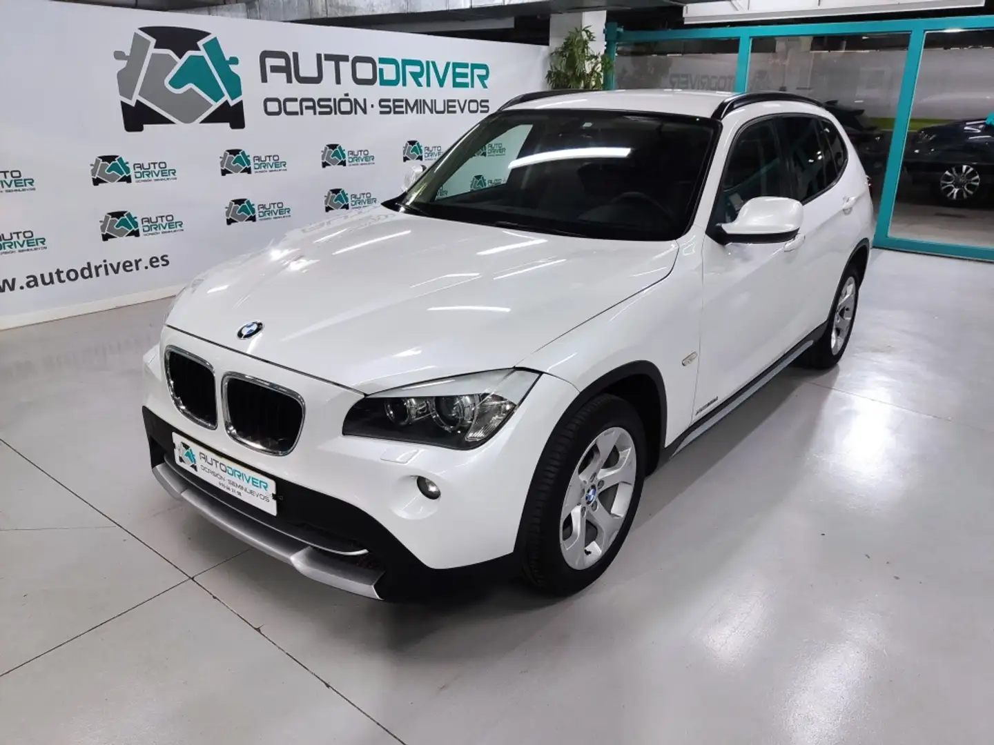 BMW X1 xDrive 20dA Blanco - 1