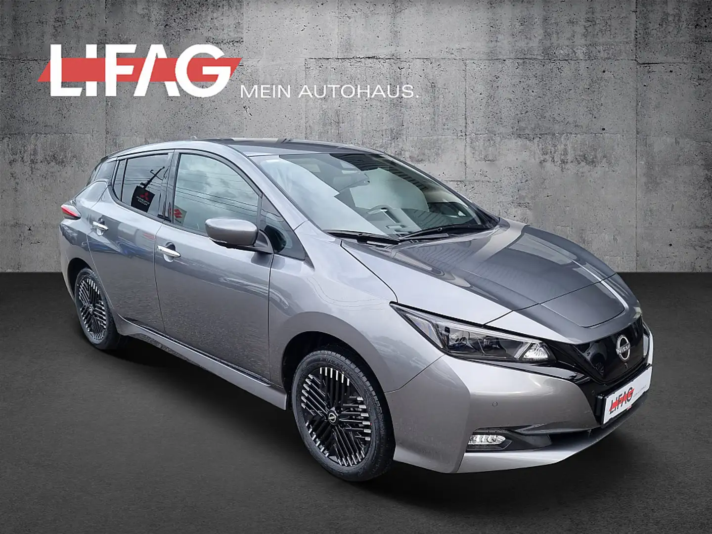 Nissan Leaf e+ N-Connecta 59 kWh *ab € 25.990,-* Grau - 1
