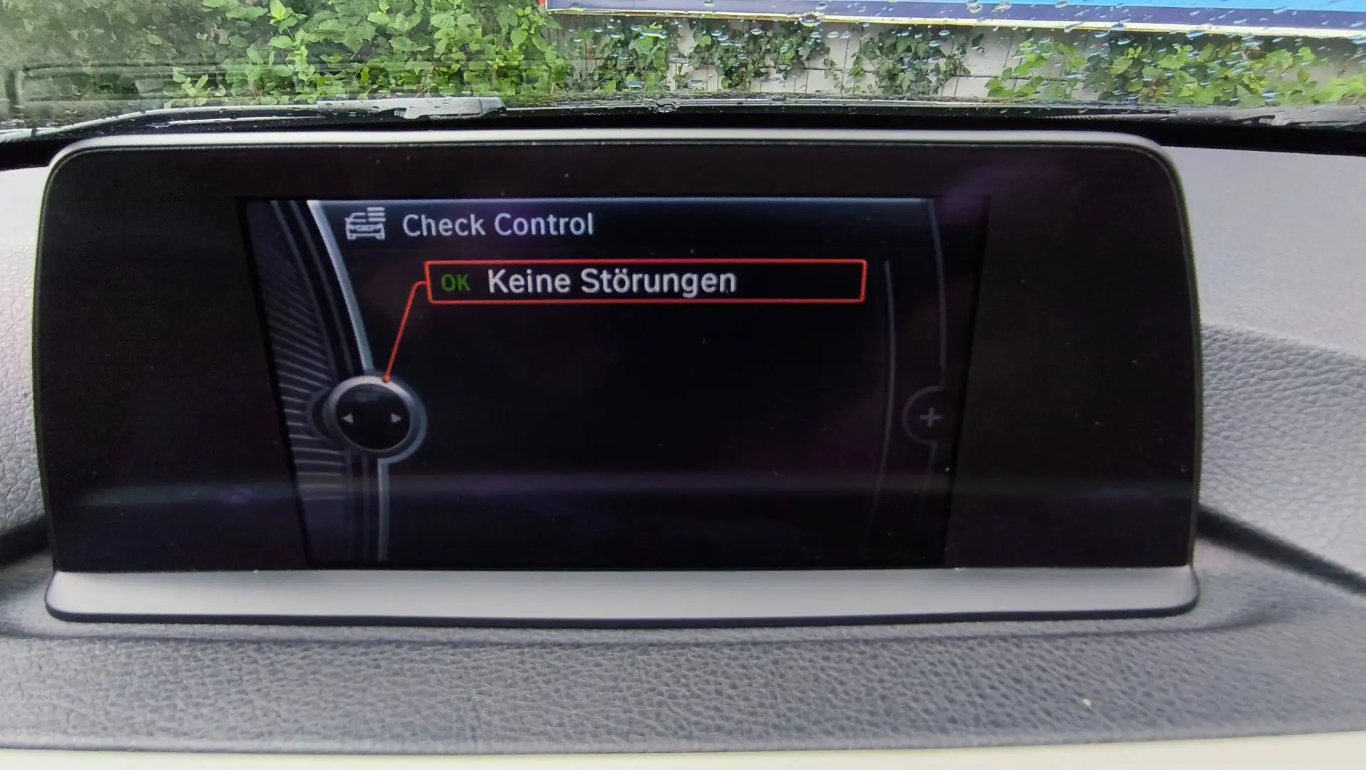 BMW 318 318d Touring Österreich-Paket Österreich-Paket Schwarz - 2