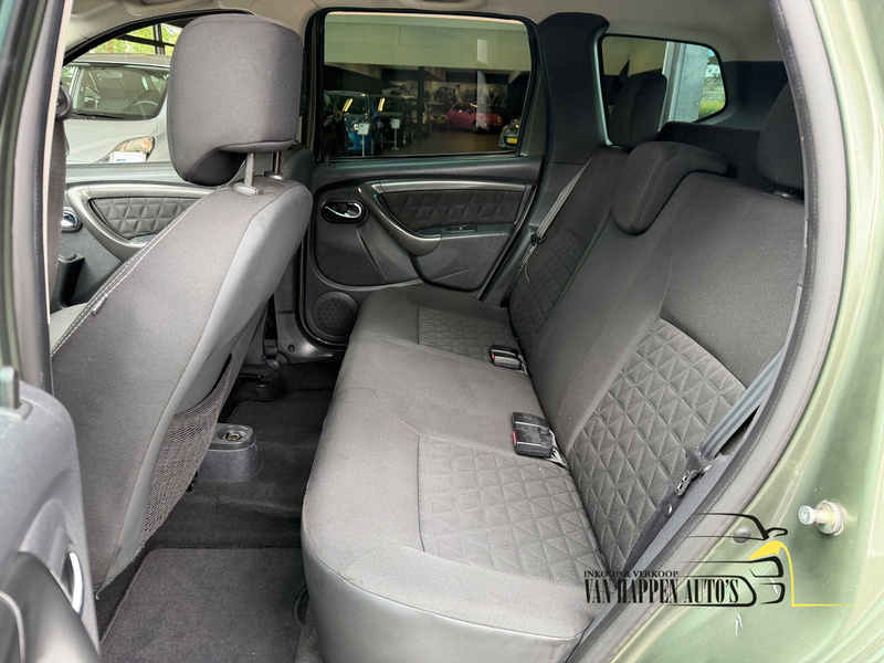 Dacia Duster 1.2 TCe 4x2 Prestige — photo 14