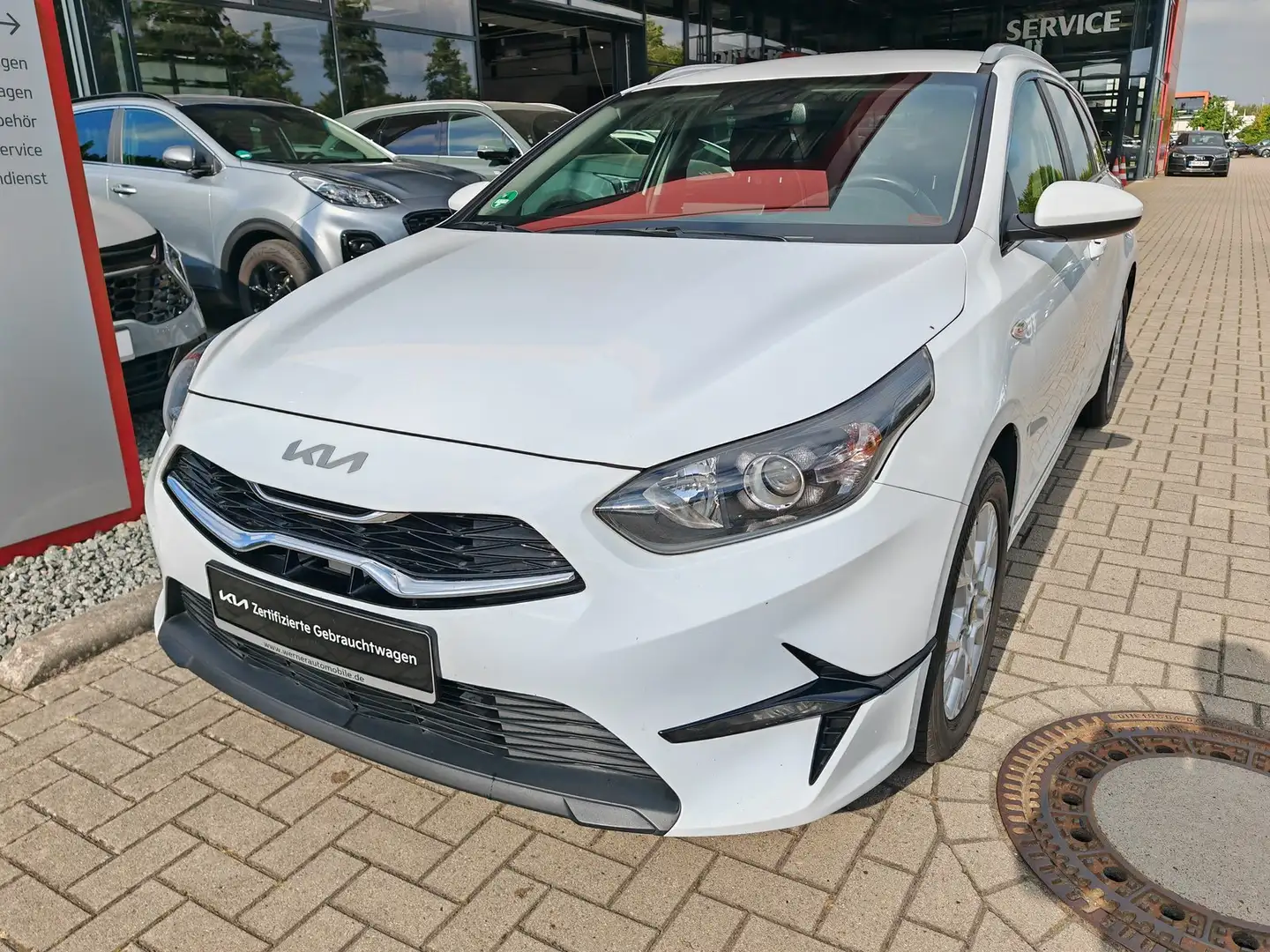 Kia Ceed SW / cee'd SW Ceed SW 1.6 CRDi Mild Hybrid Vision Nav AHK Weiß - 2