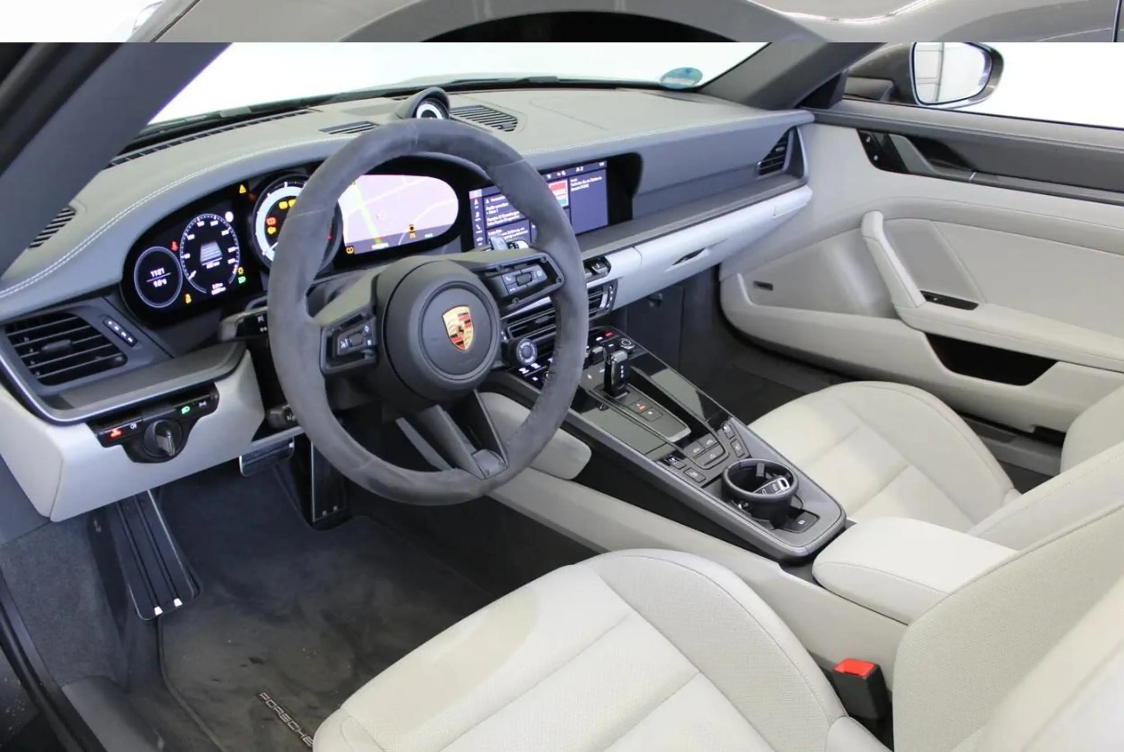 Porsche 992 911 Carrera S Cabrio PDLS+ BOSE ParkAssist — photo 6