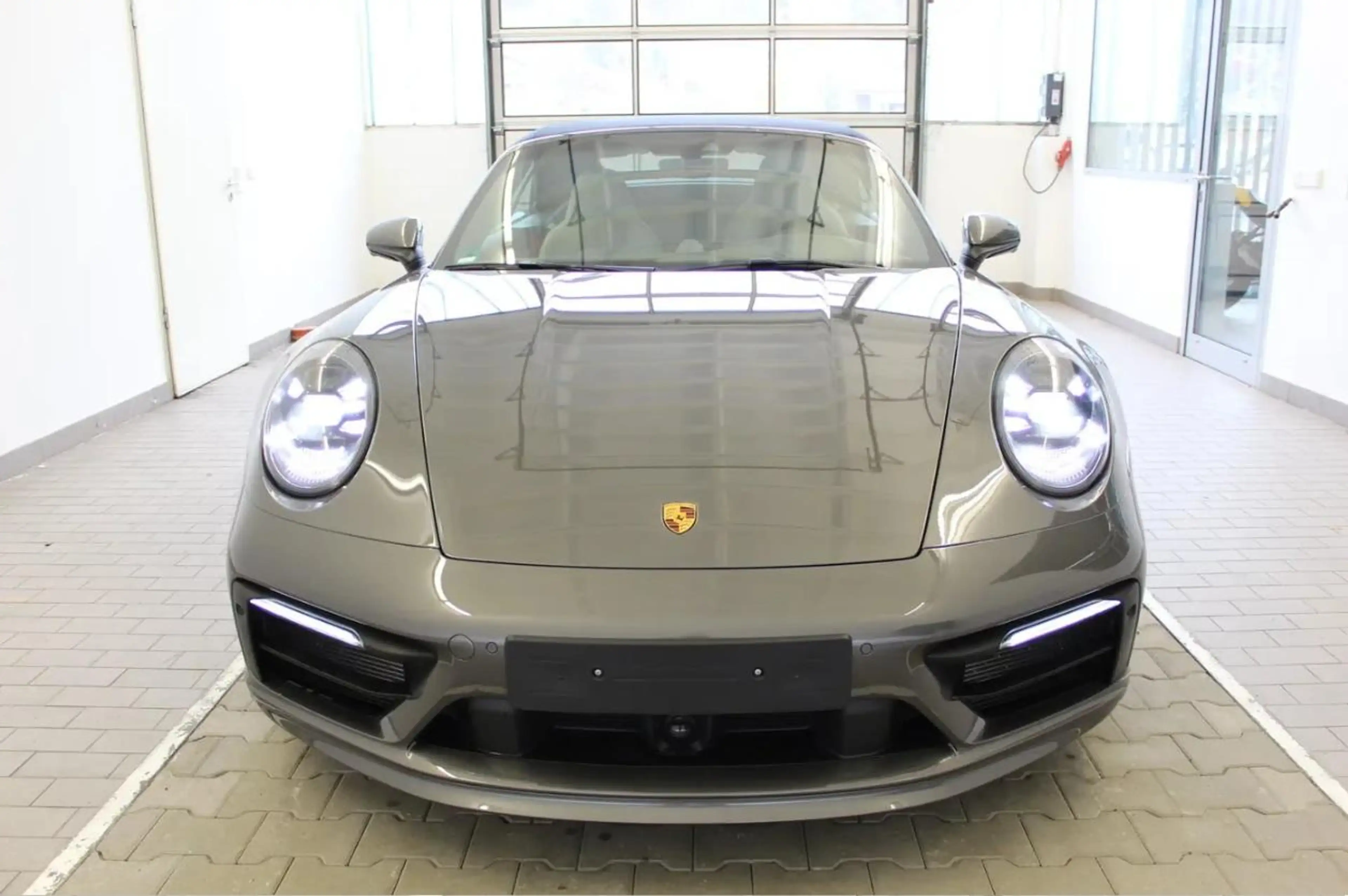 Porsche 992 911 Carrera S Cabrio PDLS+ BOSE ParkAssist — photo 3