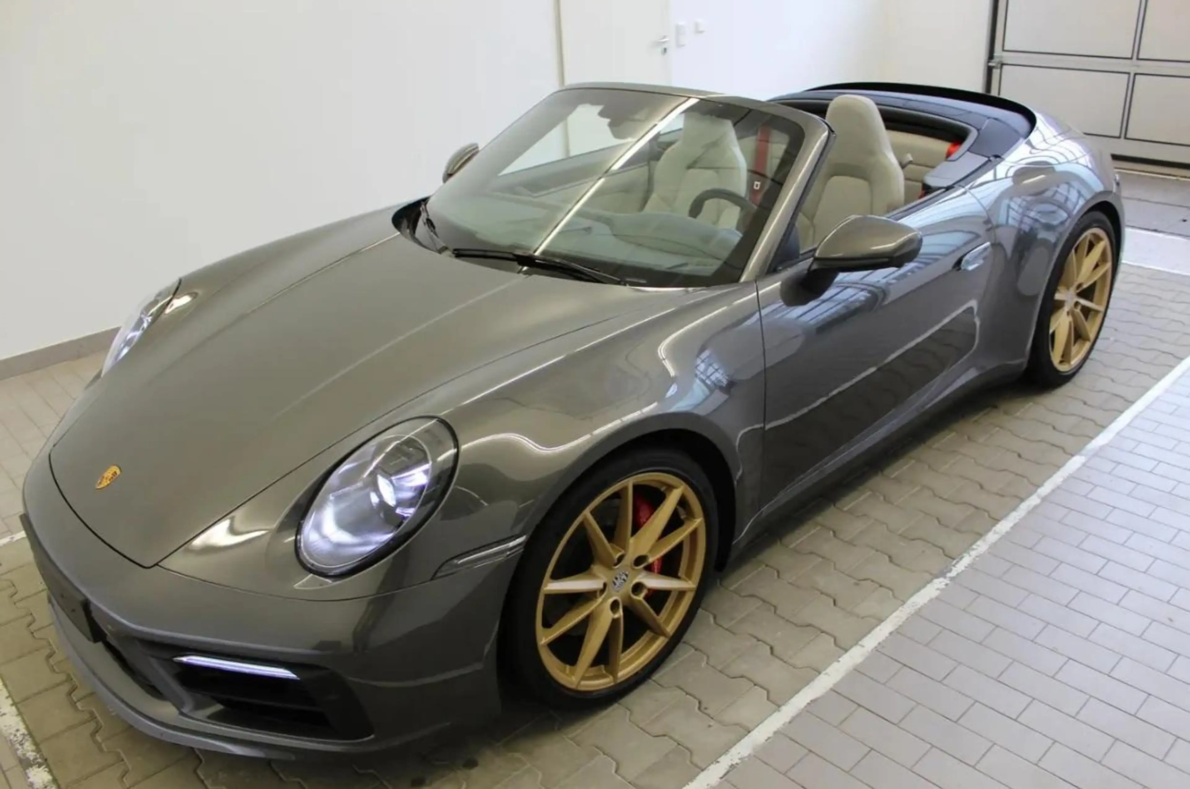 Porsche 992 911 Carrera S Cabrio PDLS+ BOSE ParkAssist