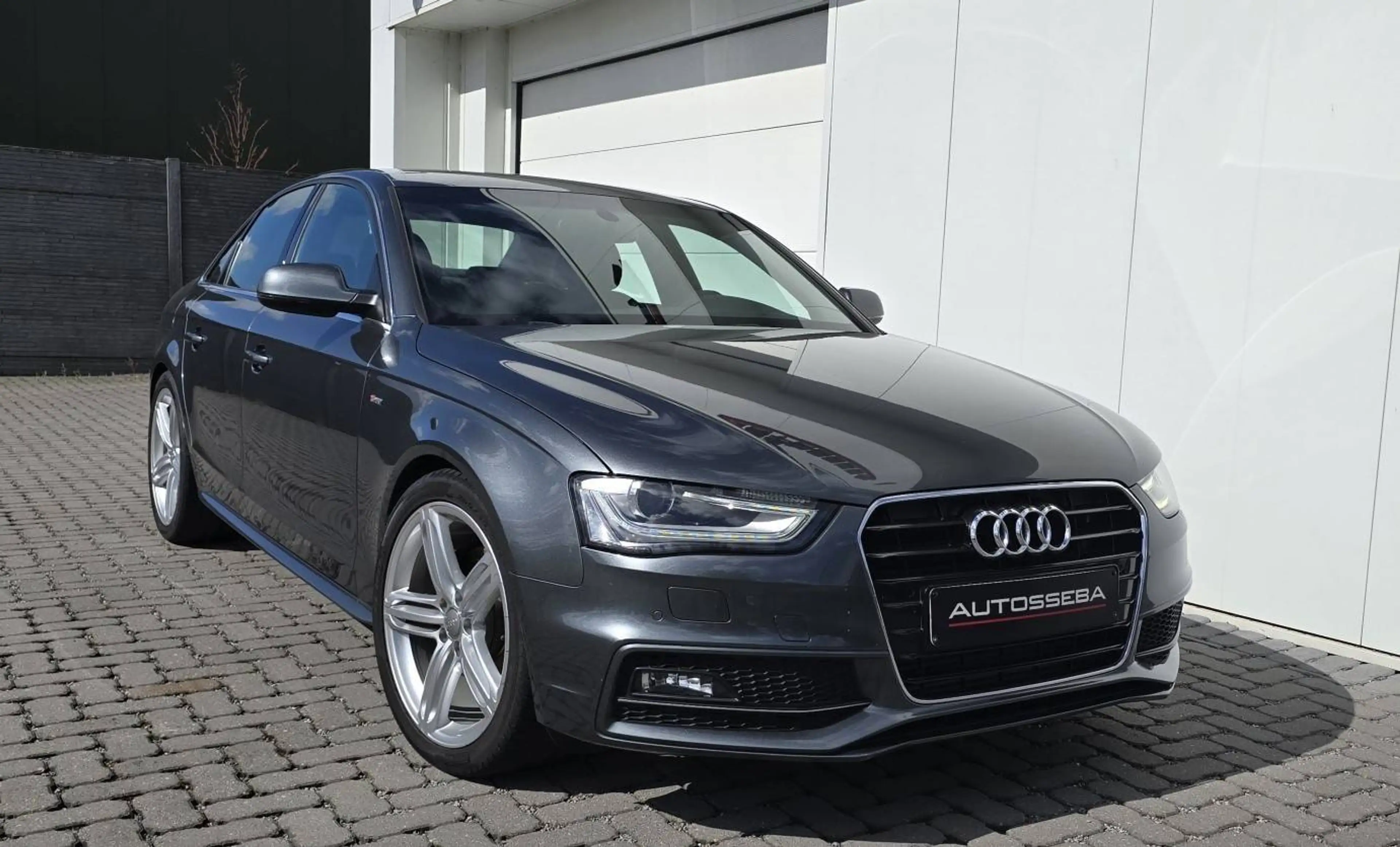 Audi A4 A4 3.0 TDi V6 S line — photo 6