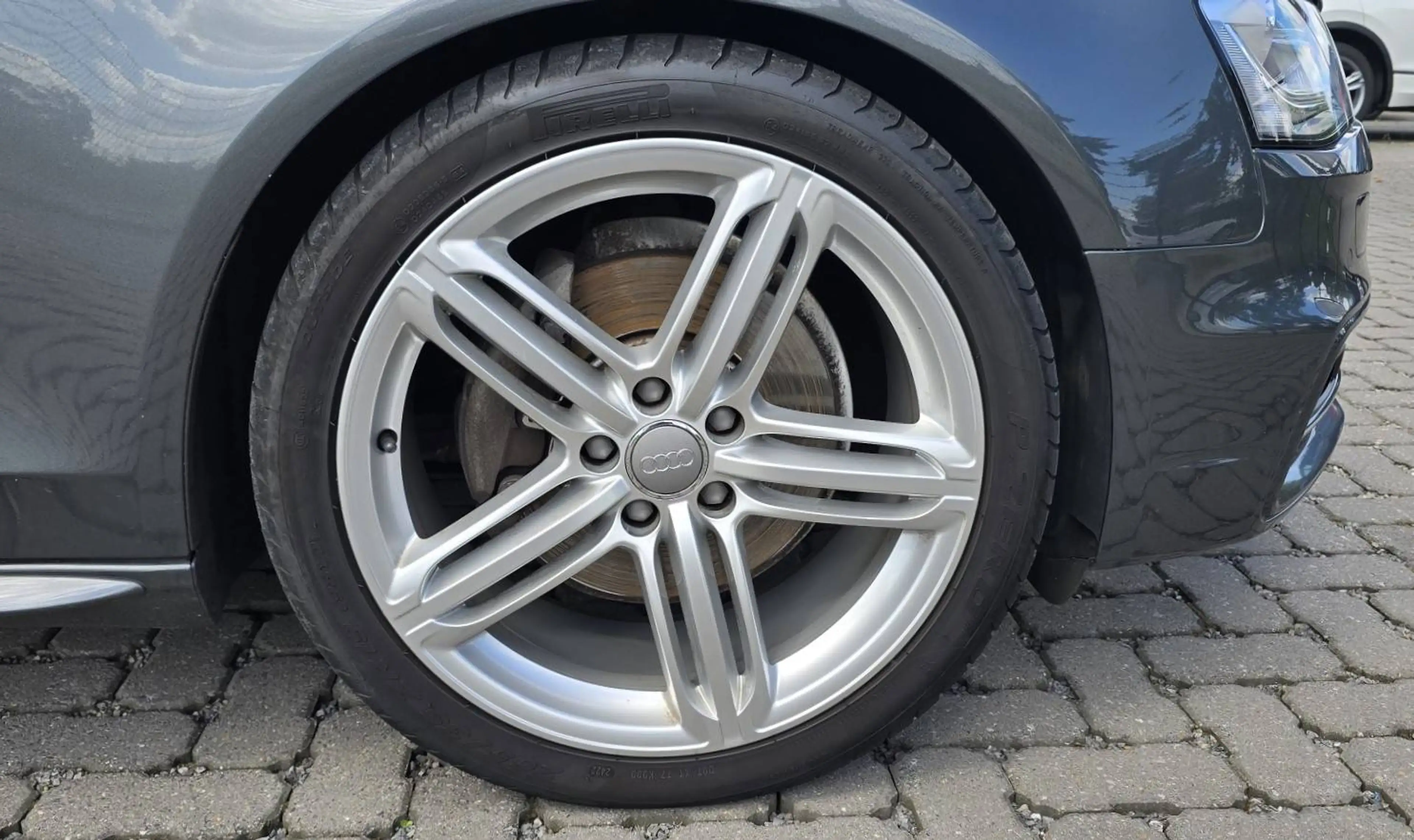 Audi A4 A4 3.0 TDi V6 S line — photo 8