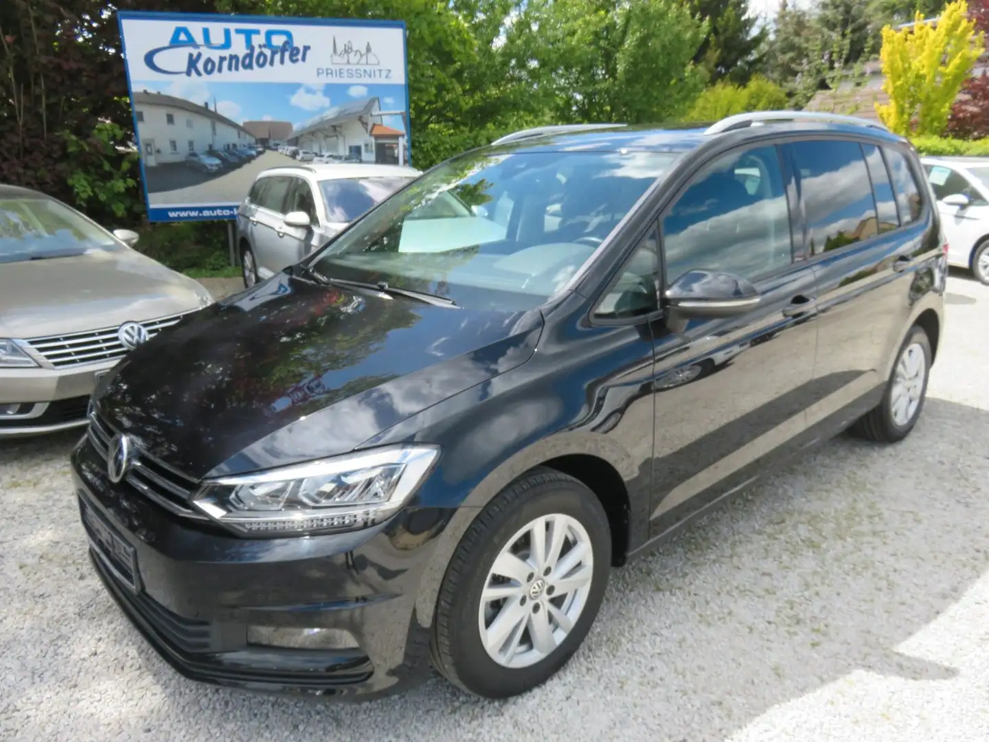 Volkswagen Touran Comfortline BMT LED Navi 7-Sitzer Schwarz - 1