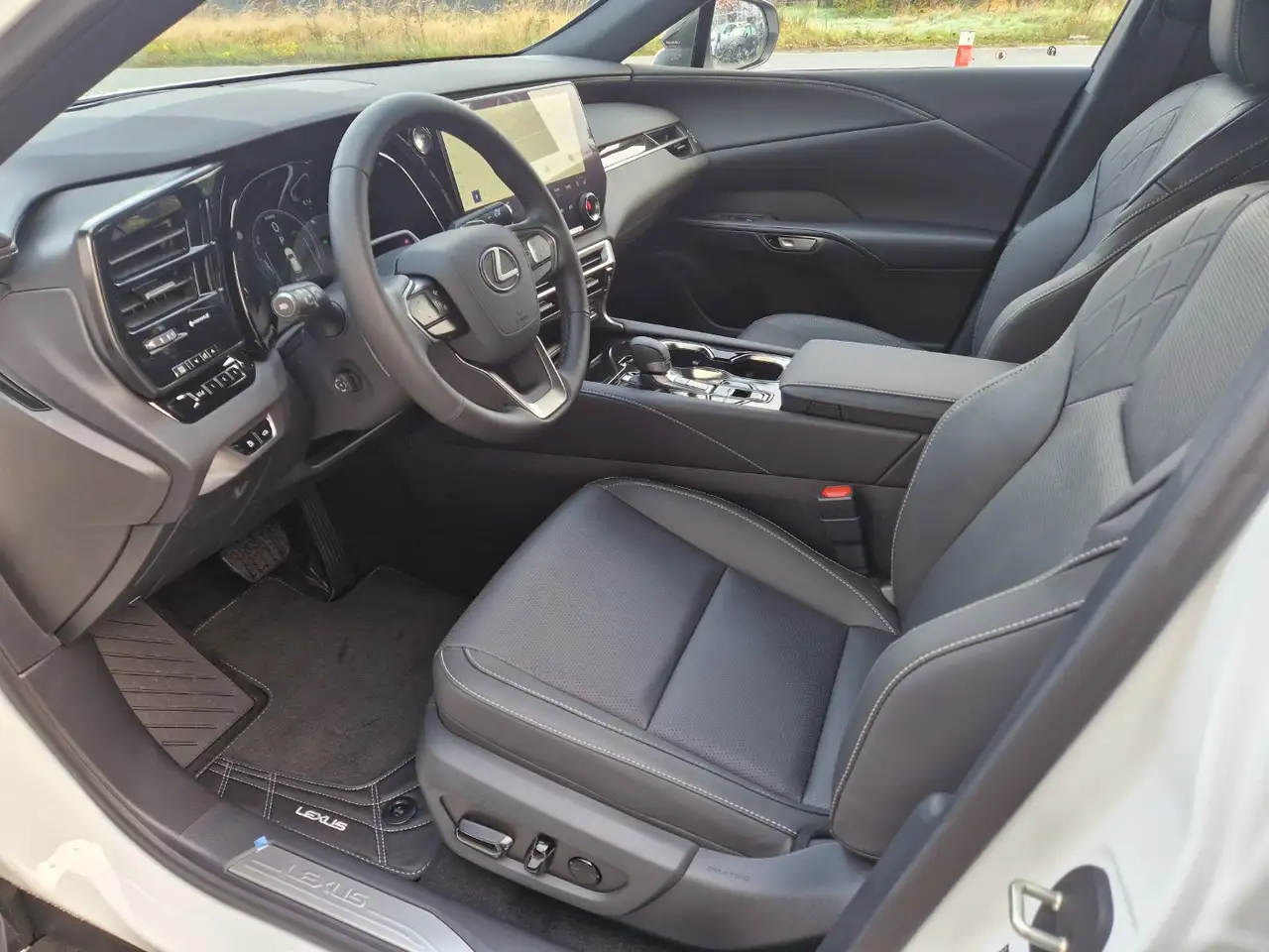 Lexus RX 350 h E-Four Sport Design Panoramadach 7