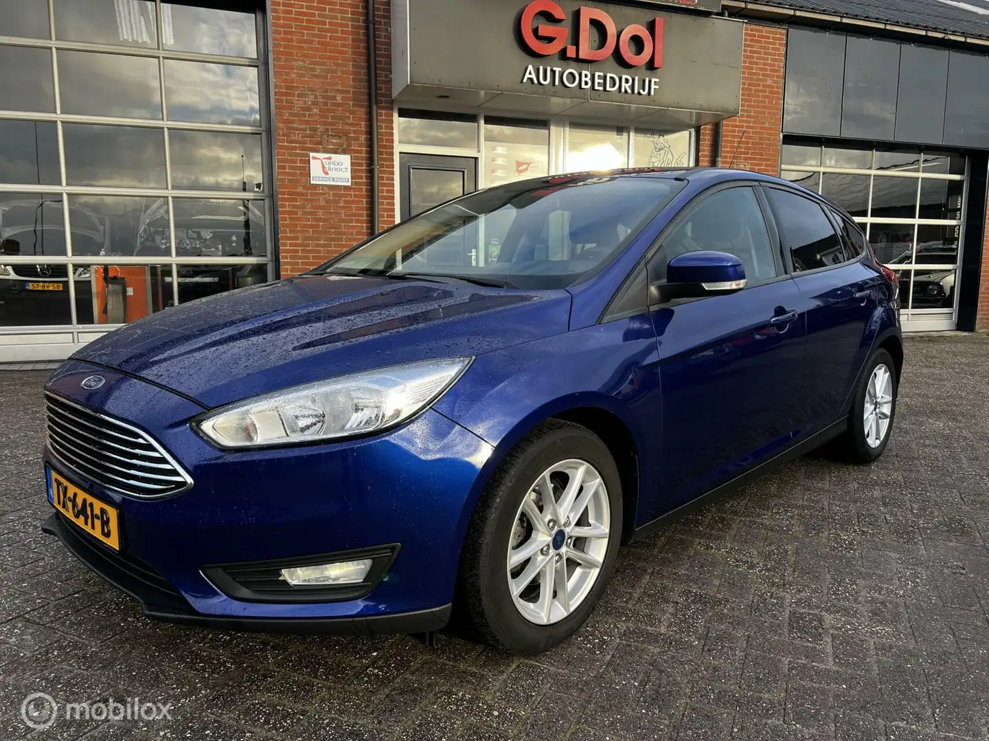 Ford Focus 1.0 Lease Edition Blauw - 1