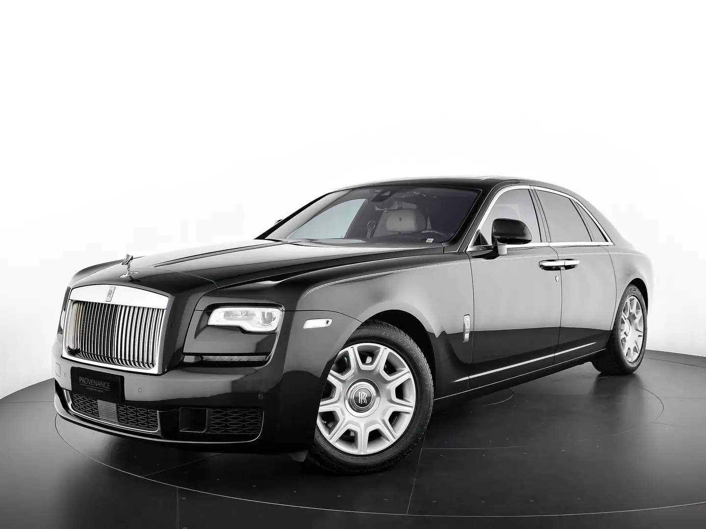 Rolls-Royce Ghost Zwart - 1