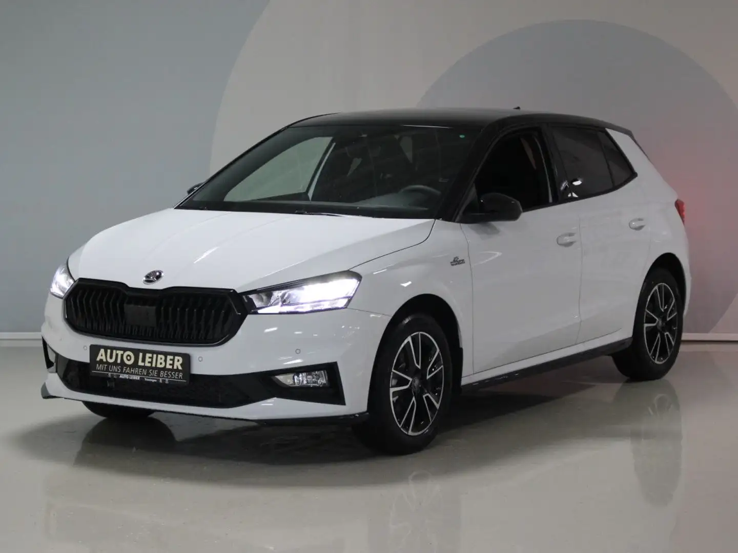 Skoda Fabia 1.0 TSI Monte Carlo LED/APP/CAM Bluetooth Blanco - 2