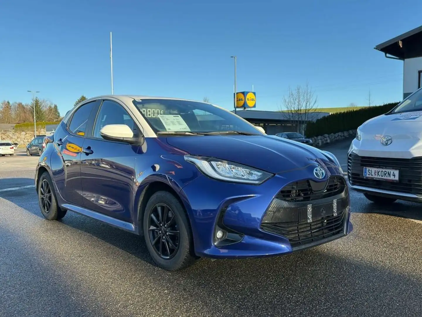 Toyota Yaris Hybrid Style Weiß - 2