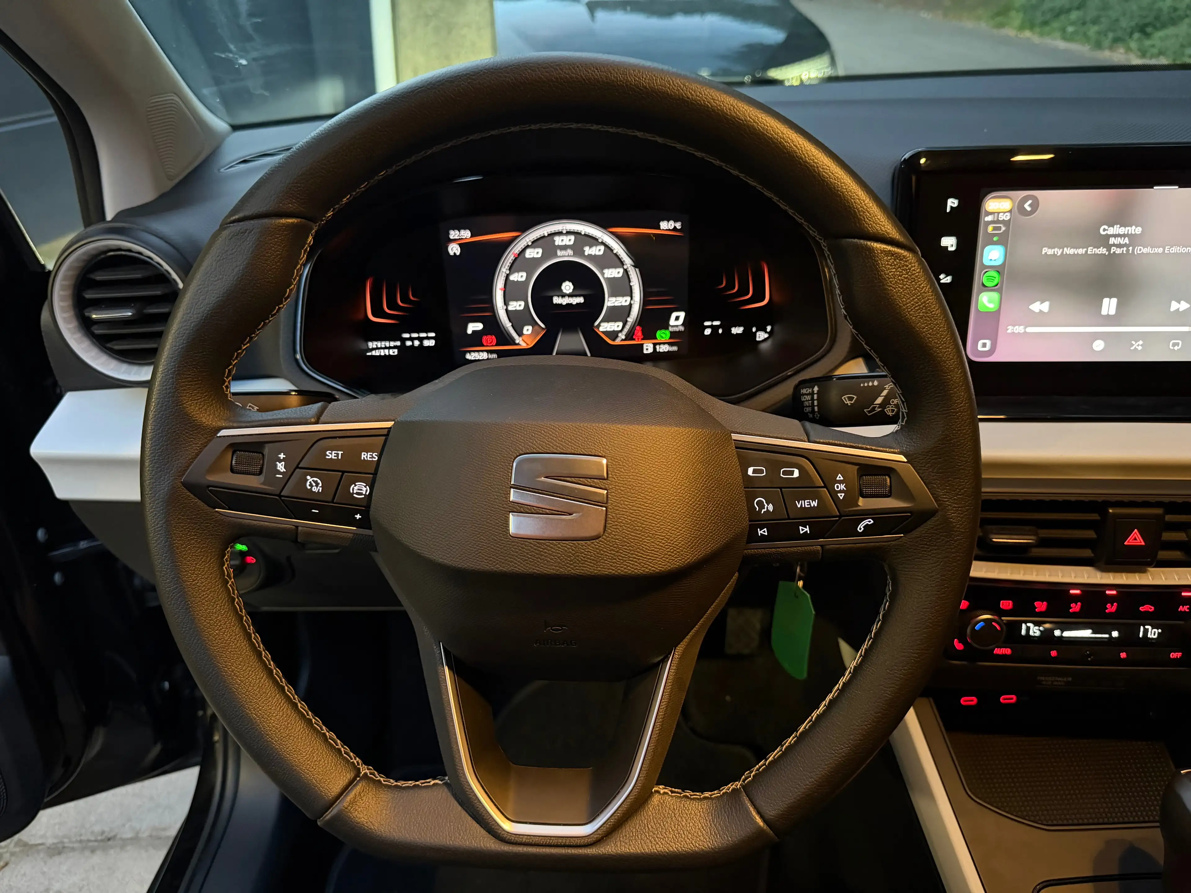 SEAT Arona Arona 1.0 TSI - VIRTUAL - AUTOMATIQUE - CAPTEUR -CARPLAY-TVAC — photo 14