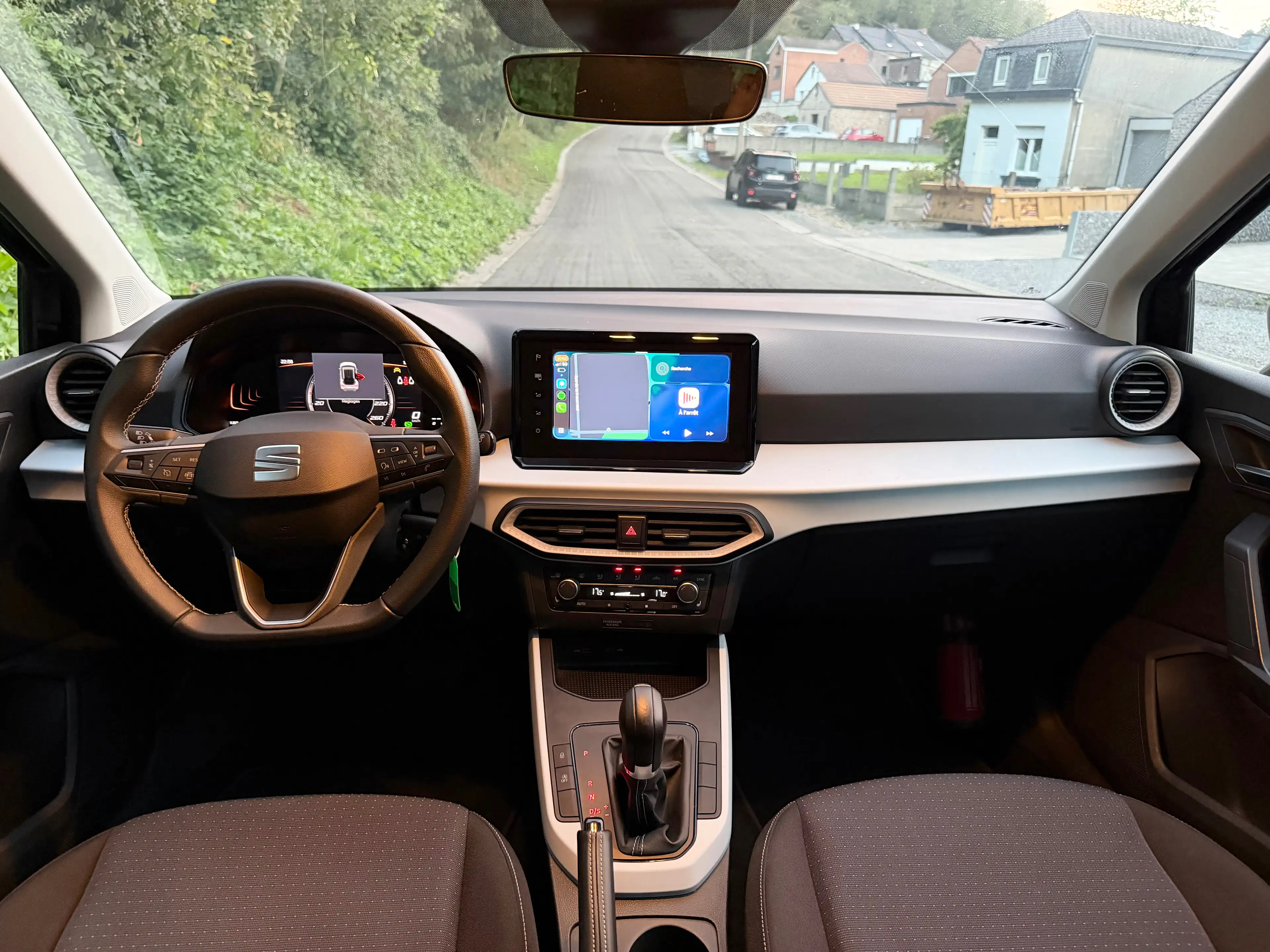 SEAT Arona Arona 1.0 TSI - VIRTUAL - AUTOMATIQUE - CAPTEUR -CARPLAY-TVAC — photo 13