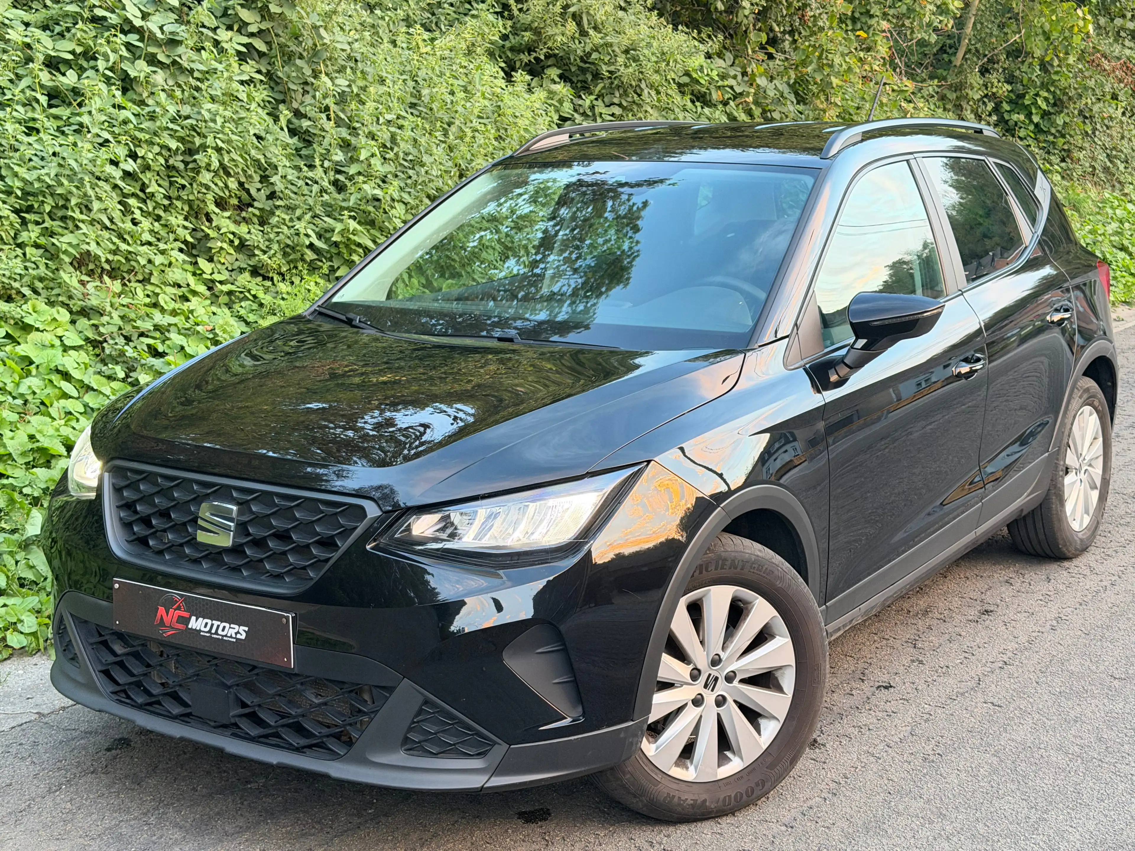 SEAT Arona Arona 1.0 TSI - VIRTUAL - AUTOMATIQUE - CAPTEUR -CARPLAY-TVAC